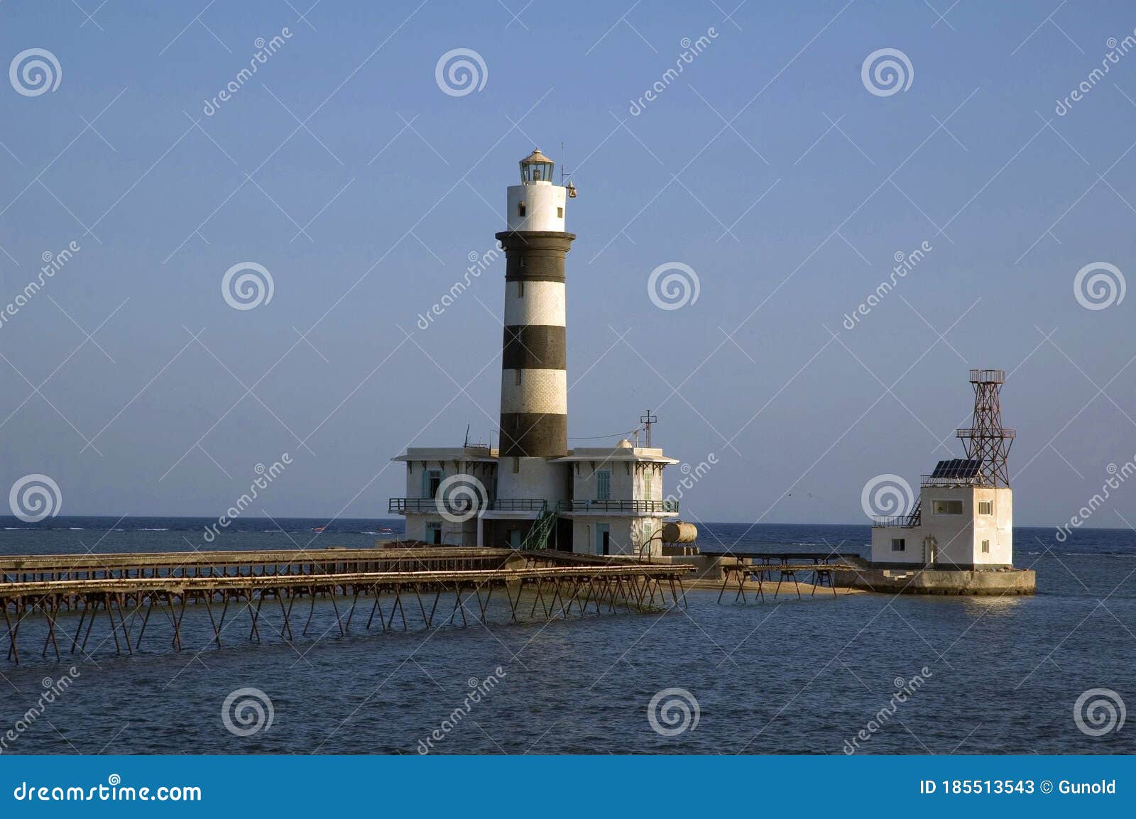 lighthouse at daedalus  or abu kizan reef