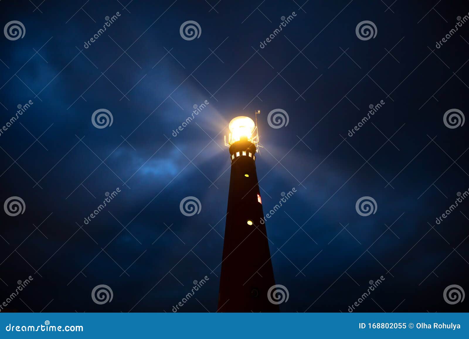 lighthouse at night on schiermonnikoog