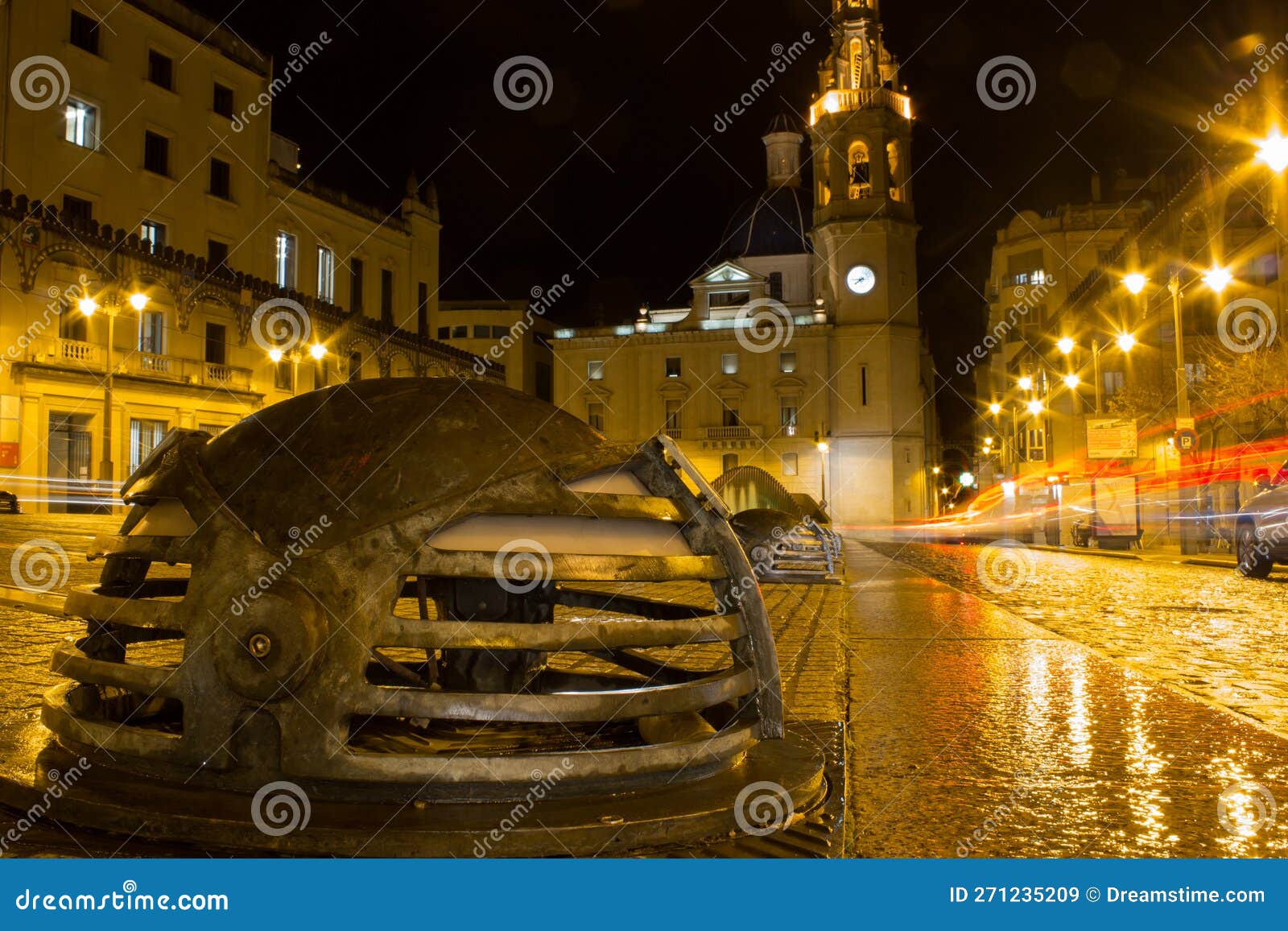 lighting at night in alcoy