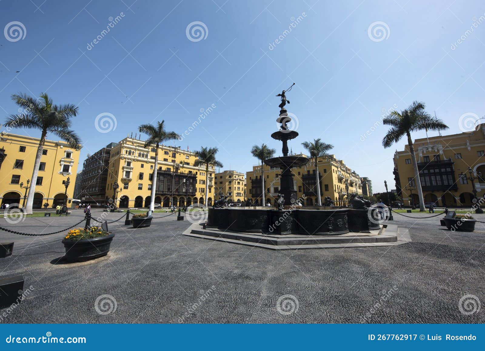 lima's plaza mayor or plaza de armas de lima water fountain peru