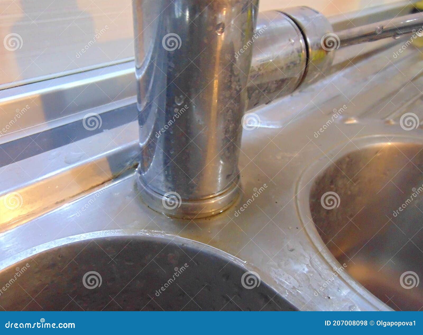limescale on kitchen sink