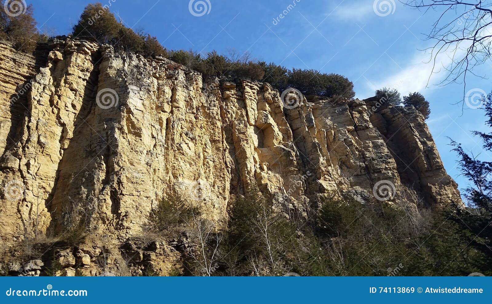 Limestone Bluffs stock image. Image of travel, debuque 74113869