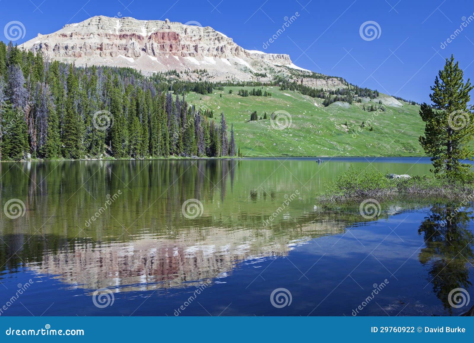 beartooth butte and beartooth lake