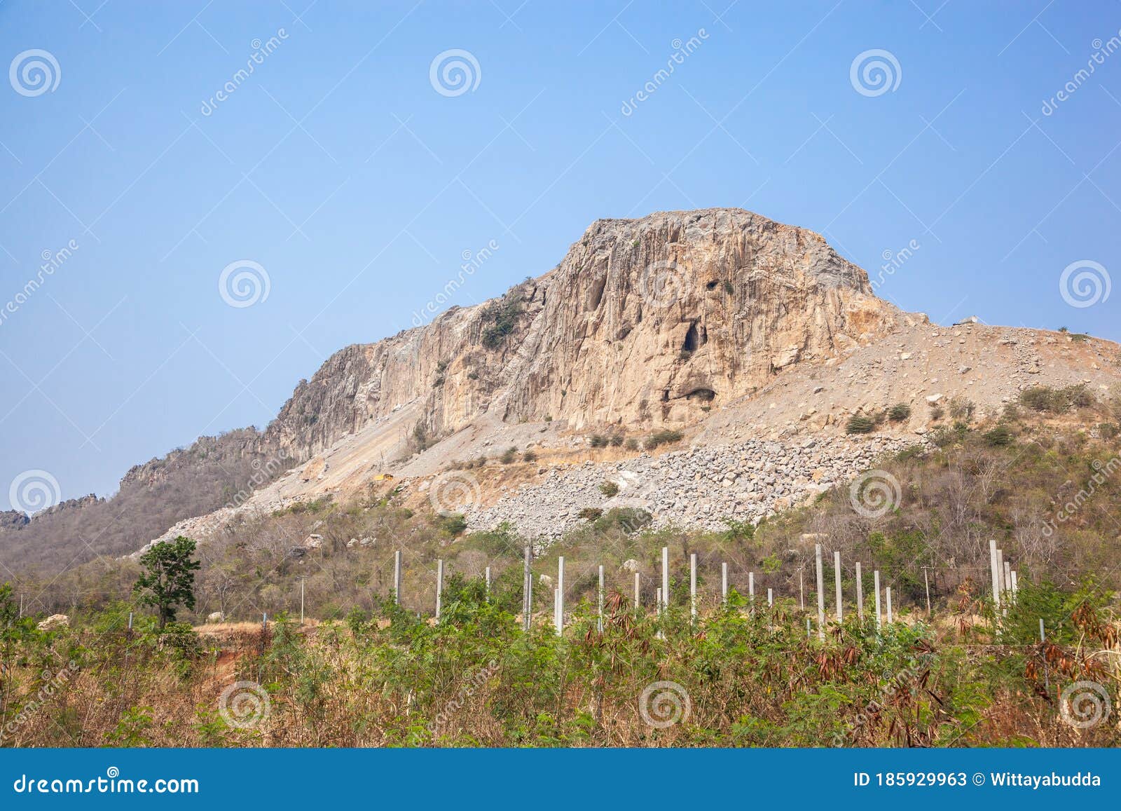 Limestone quarry stock image. Image of quarrying, quarry 185929963