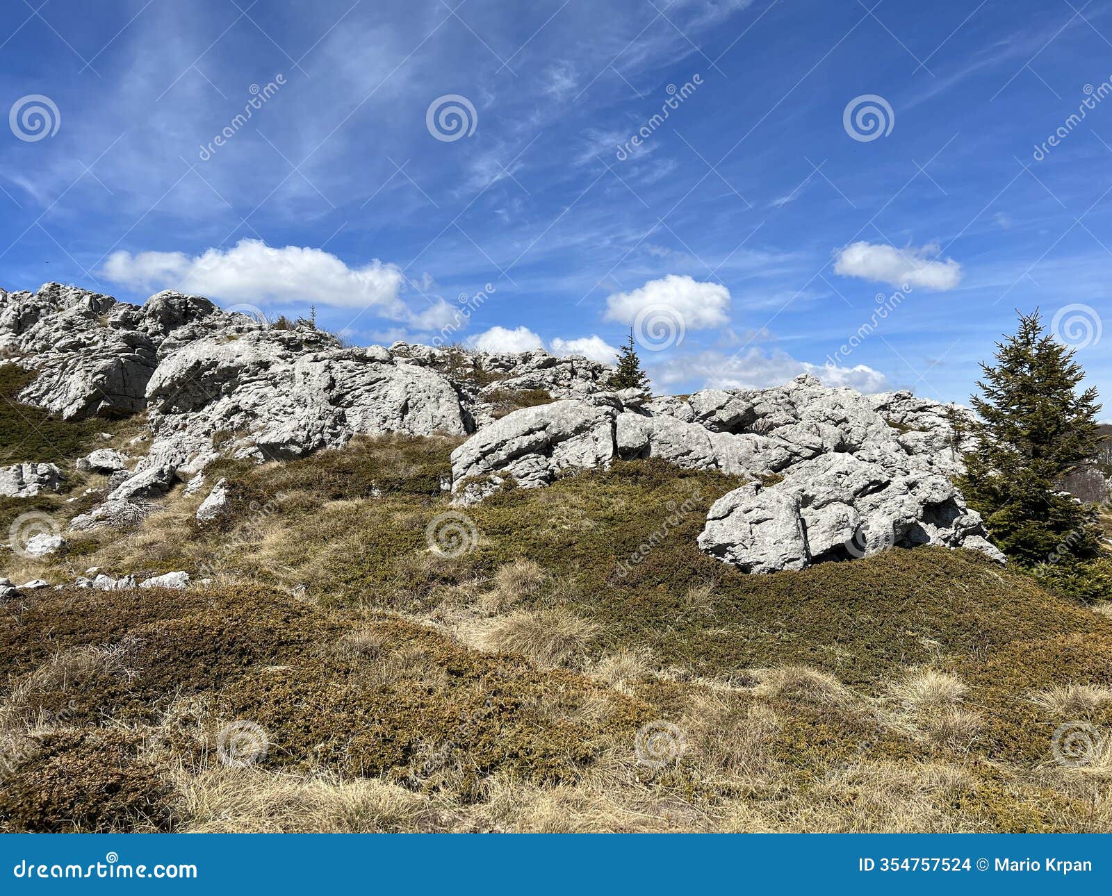 limestone rocks and karst mountain landscape - northern velebit national park, croatia (vapnenacke stijene)