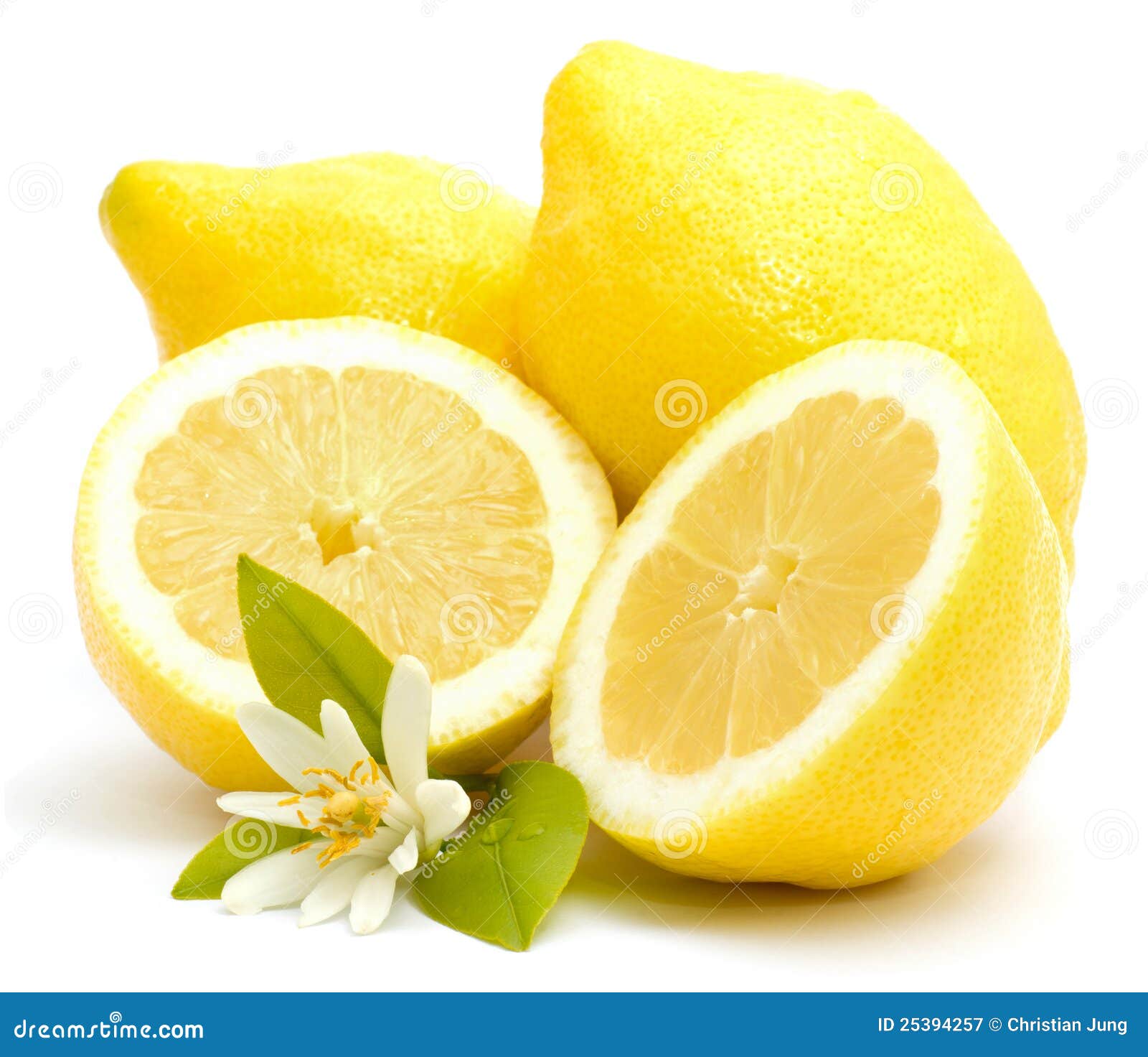 Limoni freschi immagine stock. Immagine di spremuta, agrume - 25394257