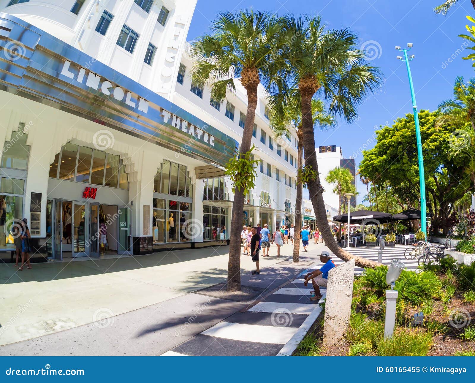 Tour Miami's Famed Shopping Streets