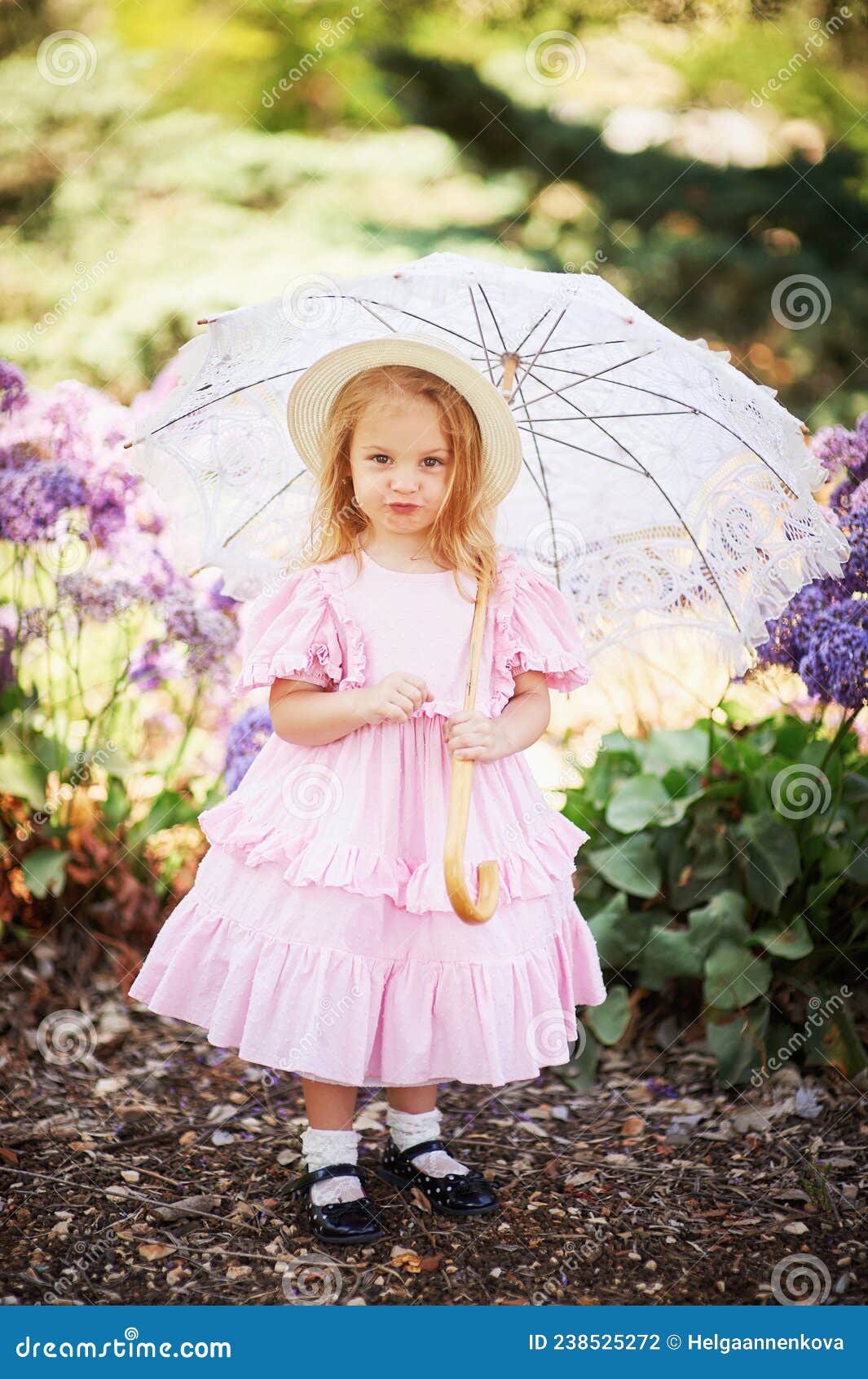 Linda Niñita Con Vestido Rosa Retro Foto de archivo - Imagen de rosa, alineada: 238525272 Linda Niñita Con Vestido Rosa Retro Foto de archivo - Imagen de rosa, alineada: 238525272