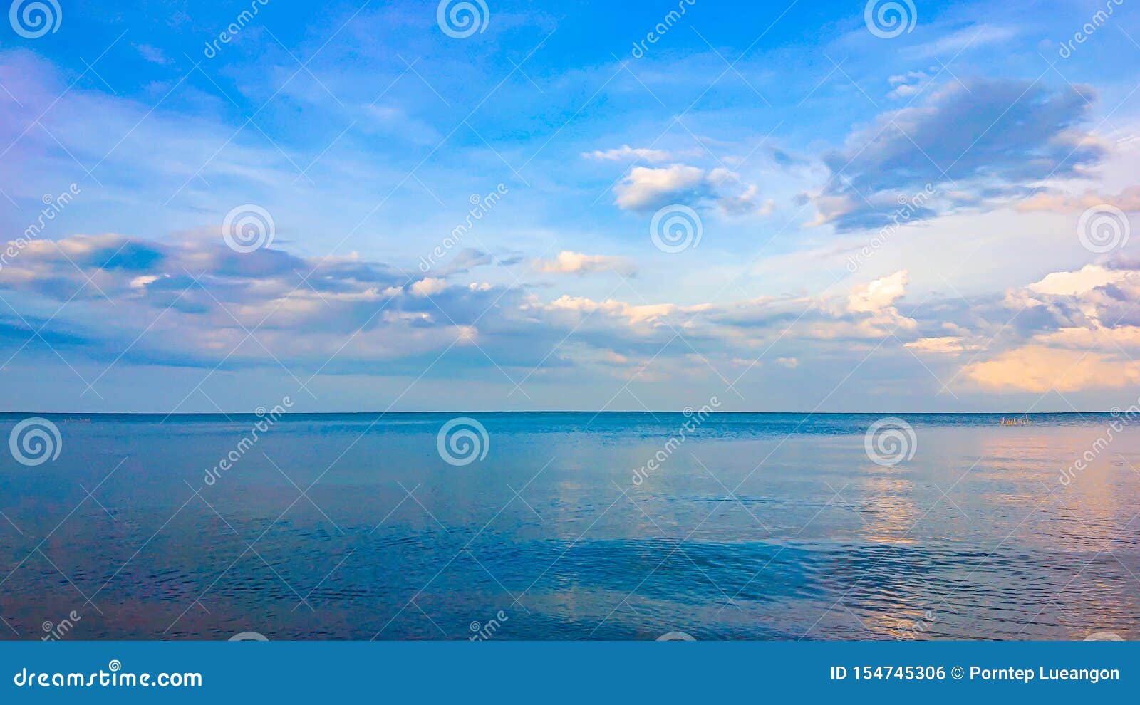 Paisagem Do Verão. Paisagem Do Mar. Fundos Do Vetor Da Manhã E Da