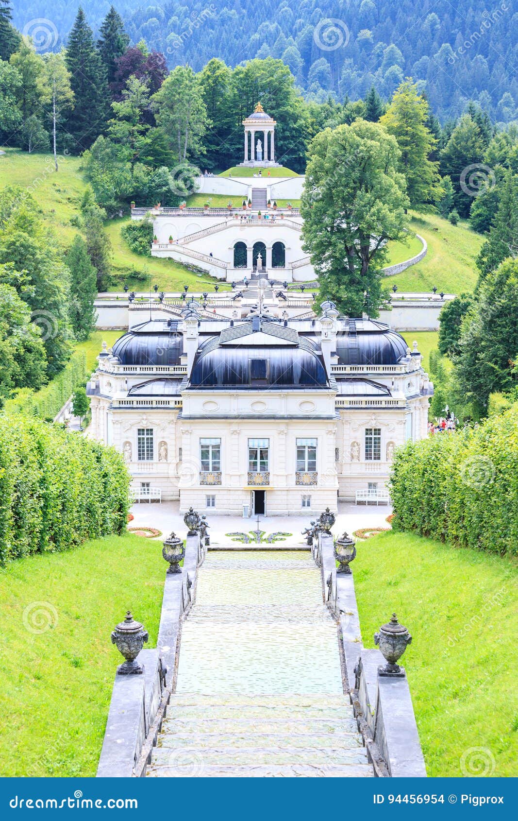 linderhof palace in baviera, germany