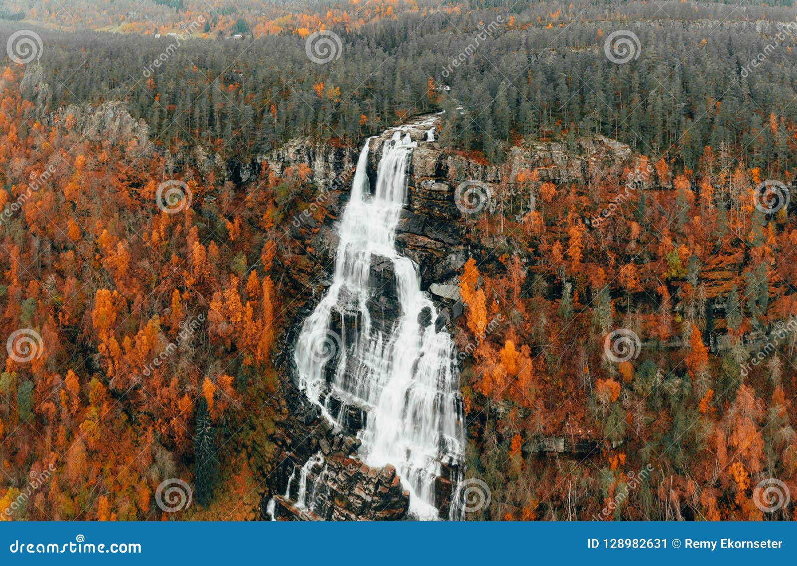 lindfossen - norwegian large waterfall at autumn