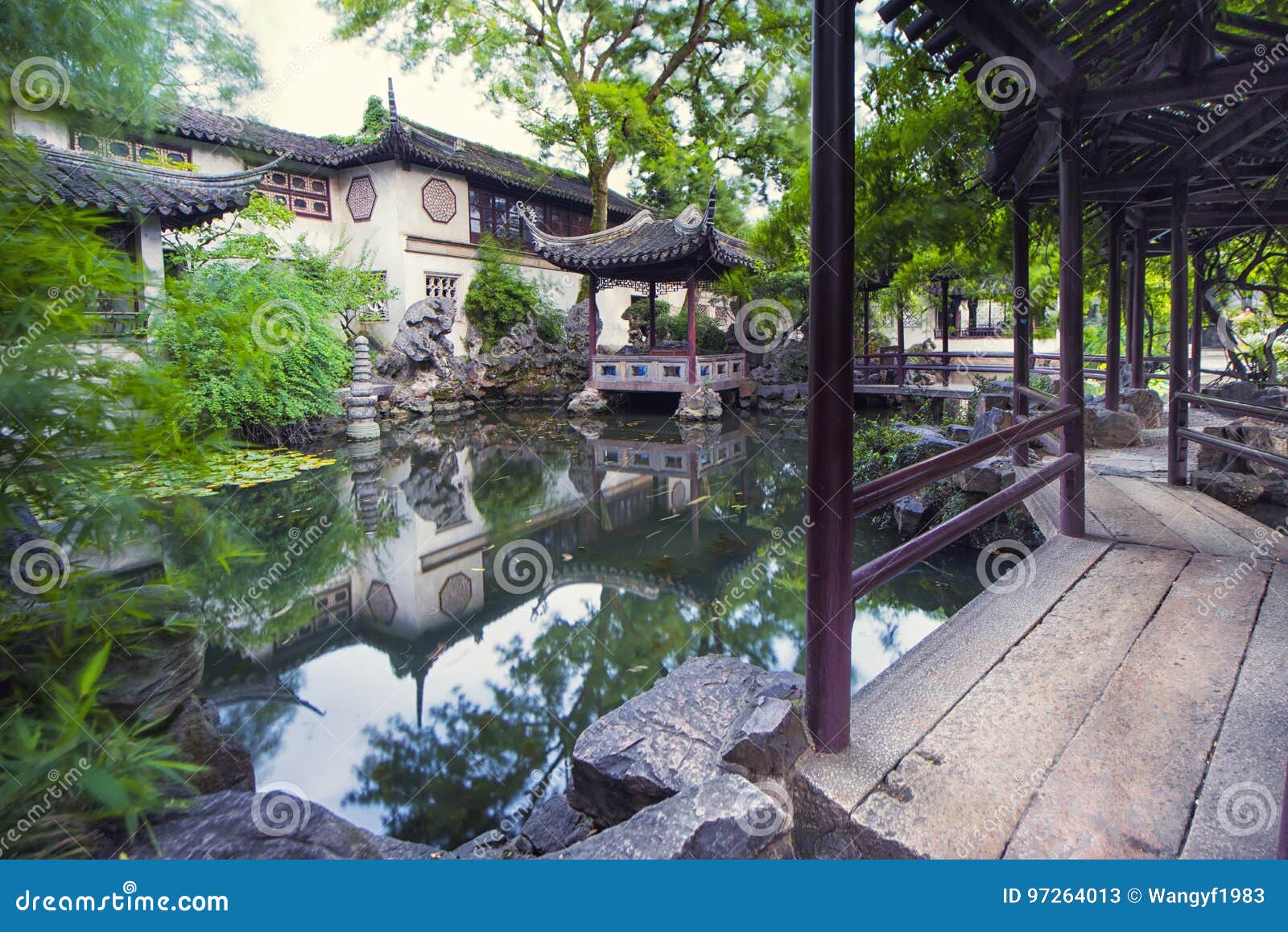 Lingering Garden Suzhou Crown Yunfeng Stock Image - Image of grounds ...