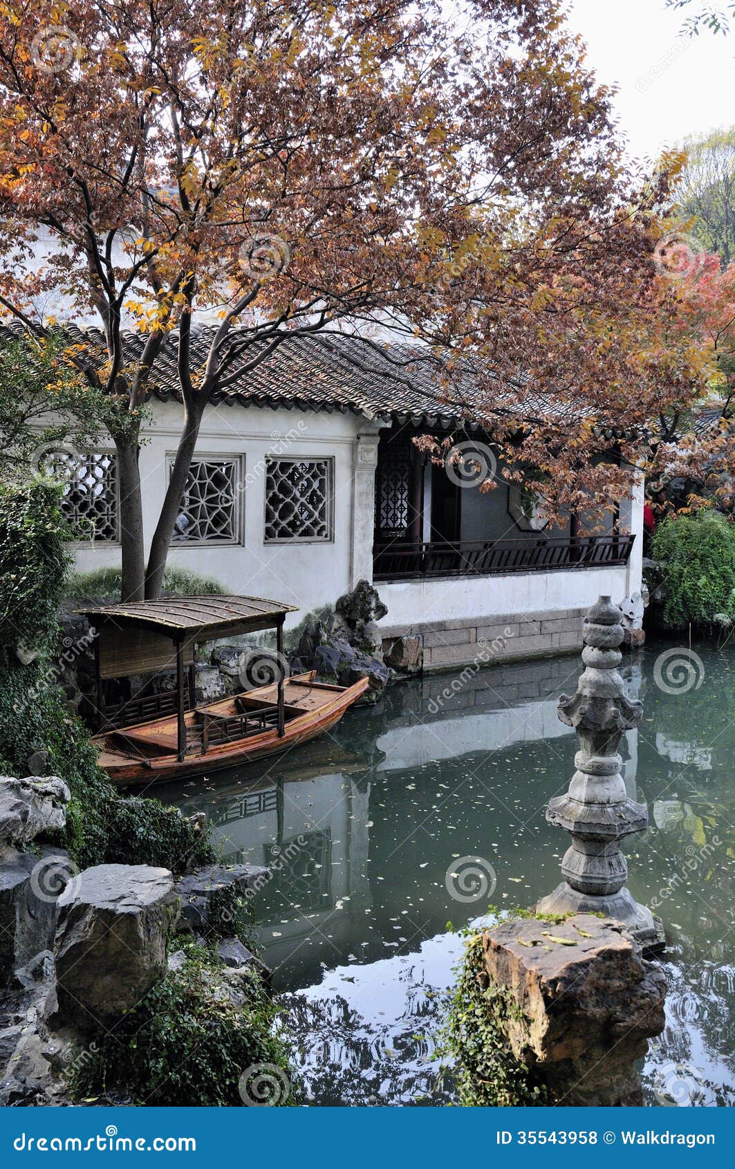 Lingering garden in suzhou stock photo. Image of building - 35543958