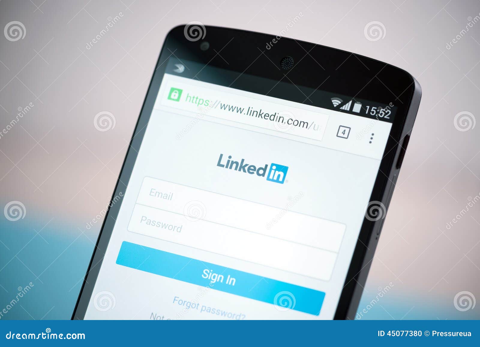 Linkedin Login Page on Apple IPad Screen Editorial Image - Image of device,  apps: 28829720