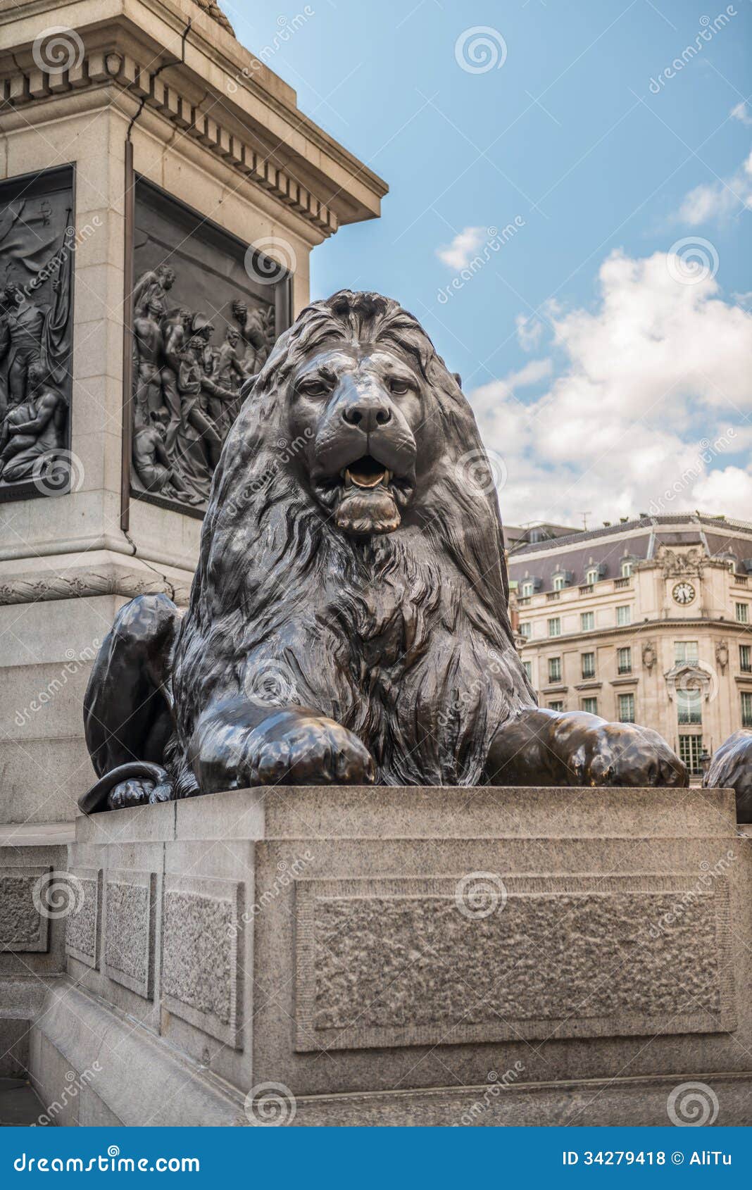 Lion De Trafalgar Square, Londres Photo stock Image du londres