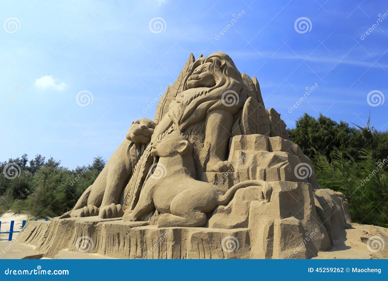 Lion king sand sculpture editorial photography. Image of fairy - 45259262