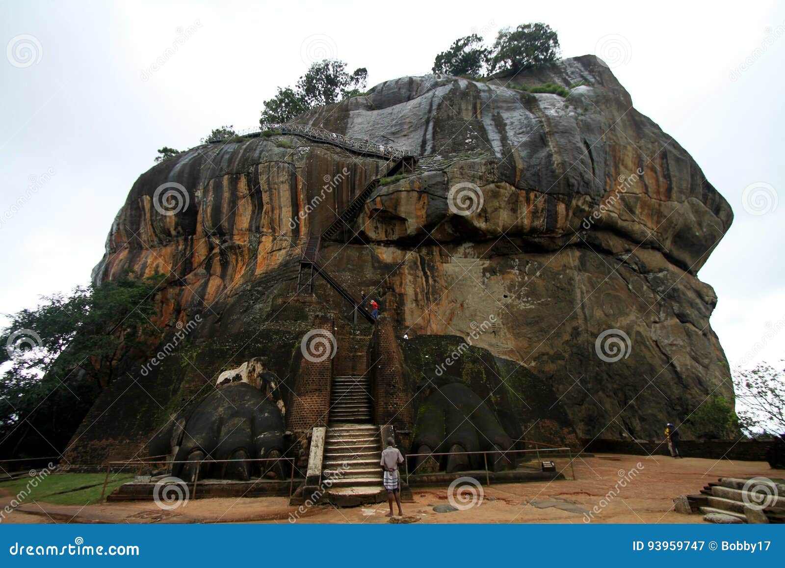 Lion rock in Sri Lanka stock image. Image of lanka, landscape 93959747