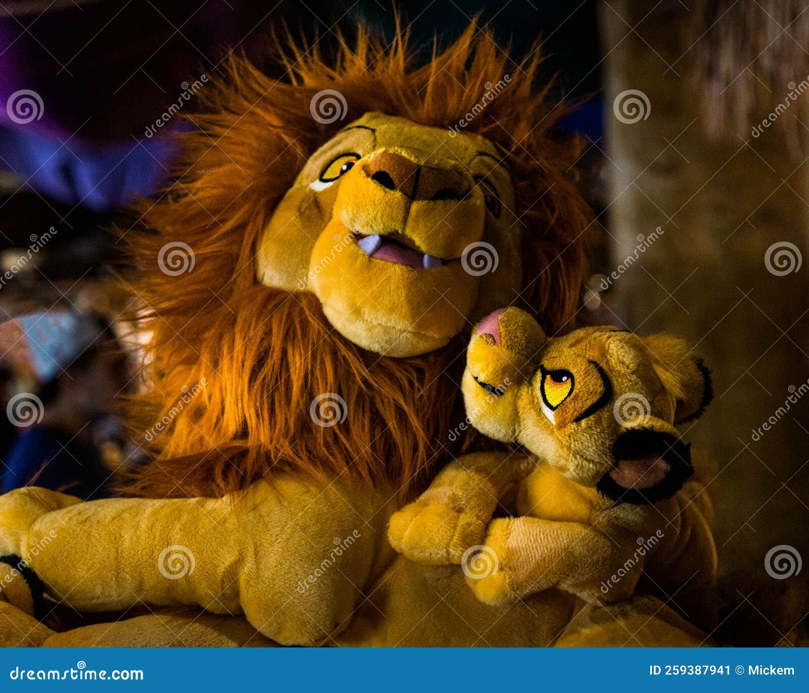 cgzlnl Lot de 2 jouets en peluche Le Roi Lion mignon Kawaii Simba et Mufasa  en peluche, dessin animé Mufasa Poupées en peluche Jouets Cadeaux pour  enfants 45 cm : : Jeux