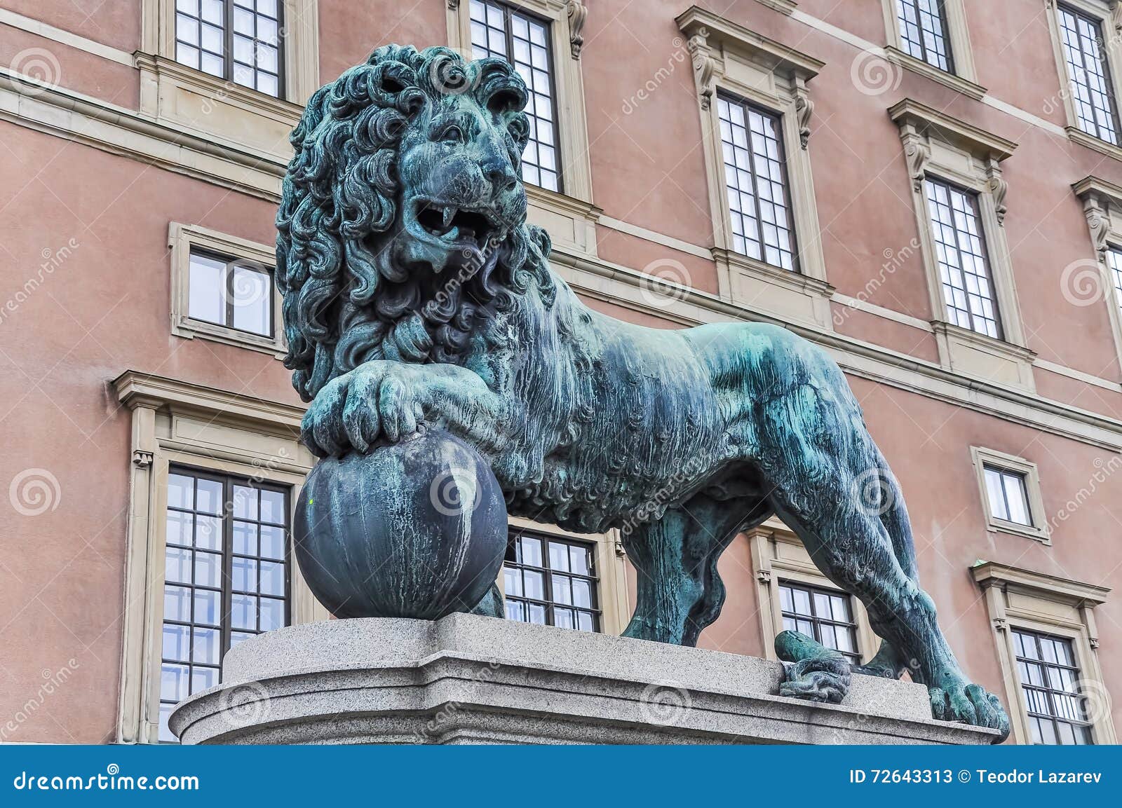 Lion statue in Germany stock image. Image of head, sculptor 72643313
