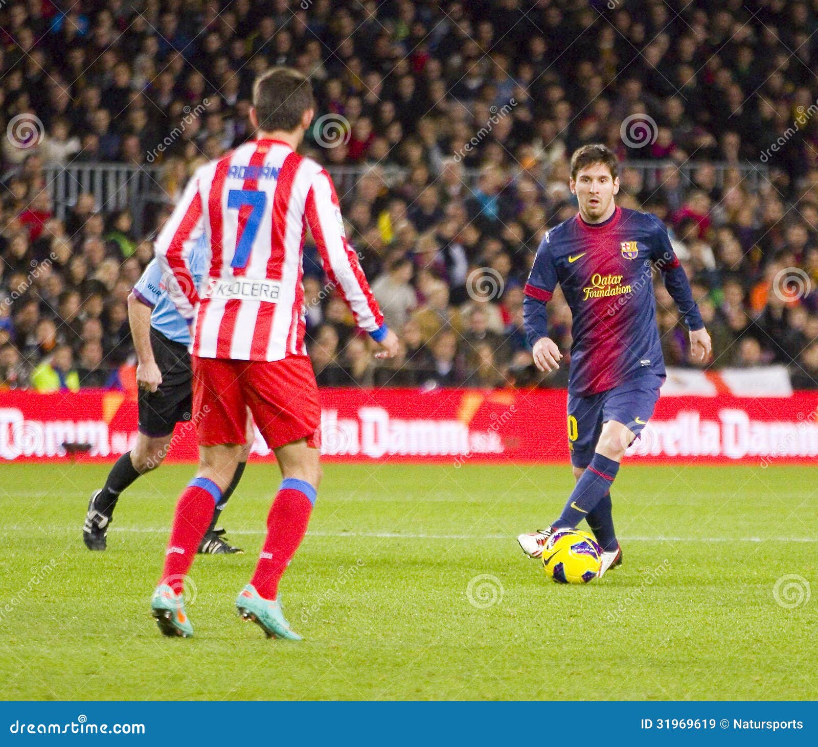 lionel-messi-action-spanish-league-match-fc-barcelona-atletico-de-madrid-final-score-december-camp-nou-31969619.jpg