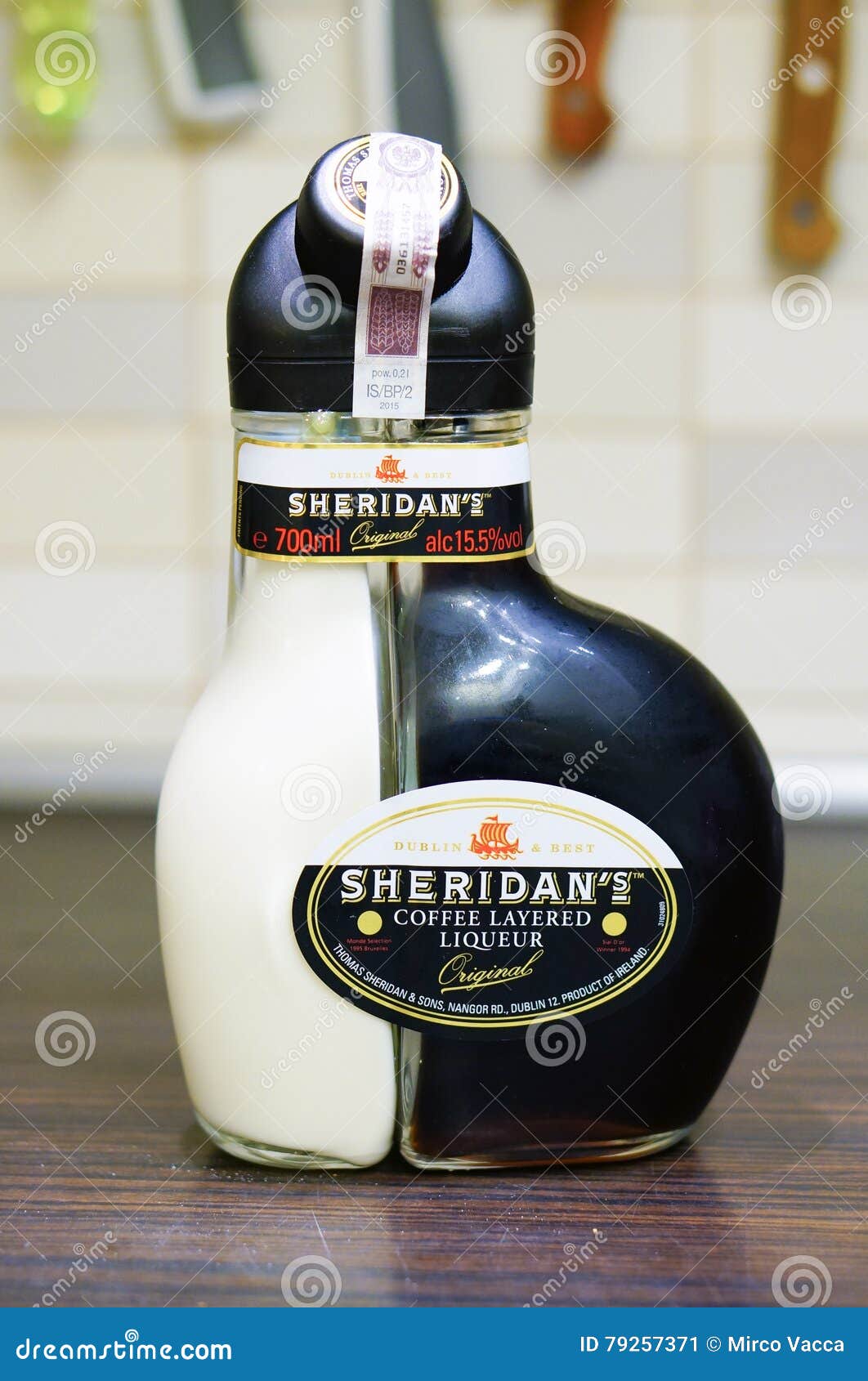 Liqueur du ` s de Sheridan photo éditorial. Image du café - 79257371