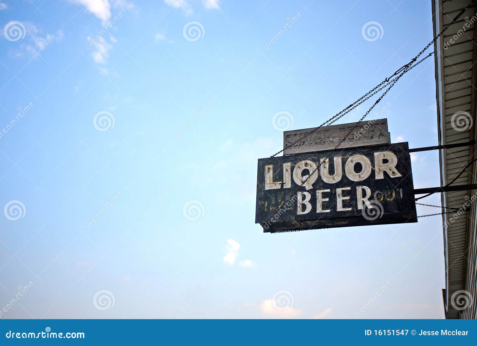 Liquor store sign stock image. Image of advertising, sign 16151547