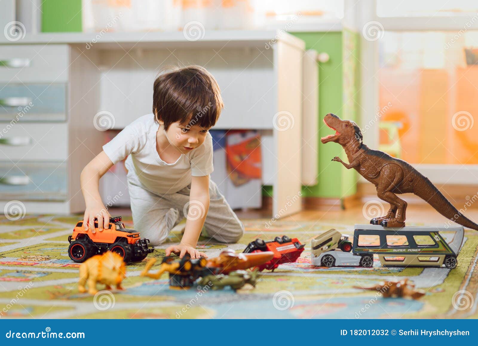 198,946 Kid Play Toy Photos - Free  Royalty-Free Stock Photos from  Dreamstime