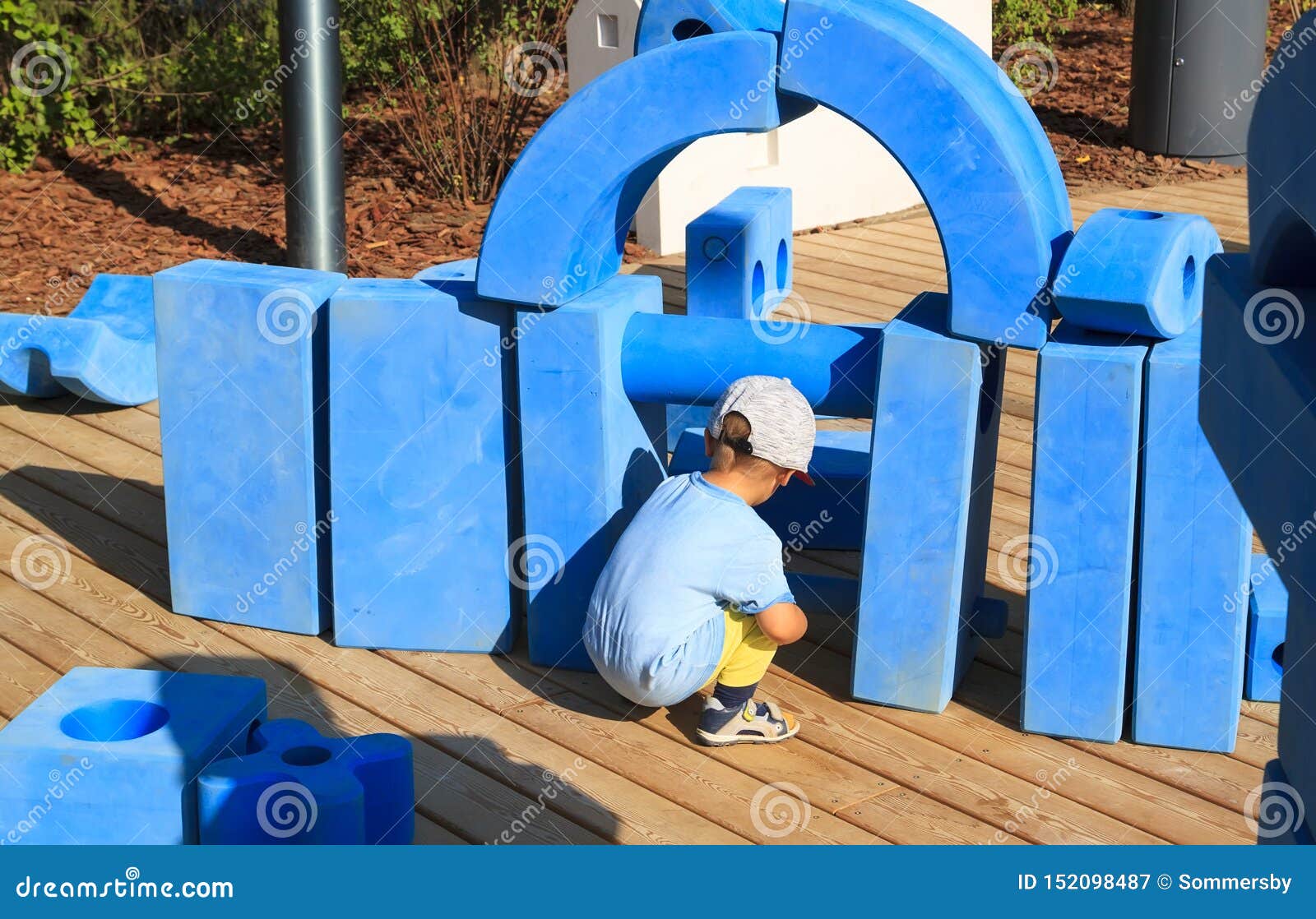 Blue Brick Blocks – Imagination Playground