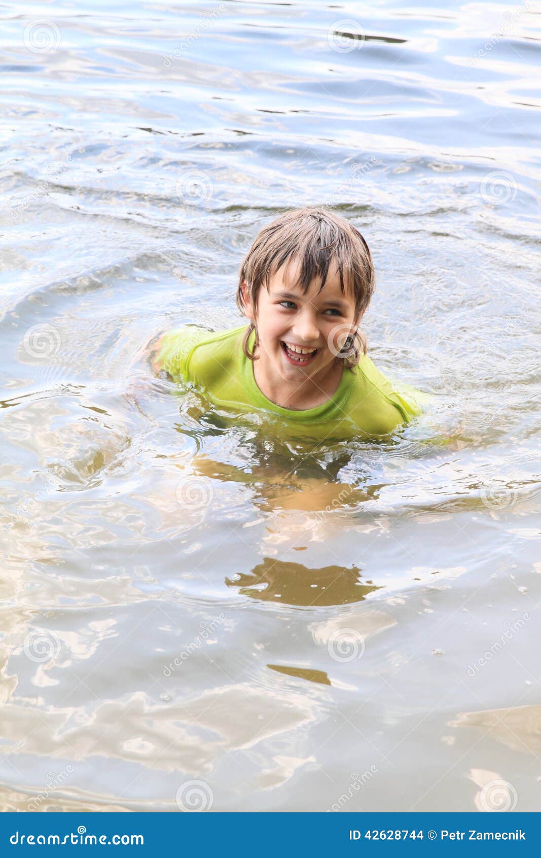 https://thumbs.dreamstime.com/z/little-boy-water-kid-wet-t-shirt-42628744.jpg