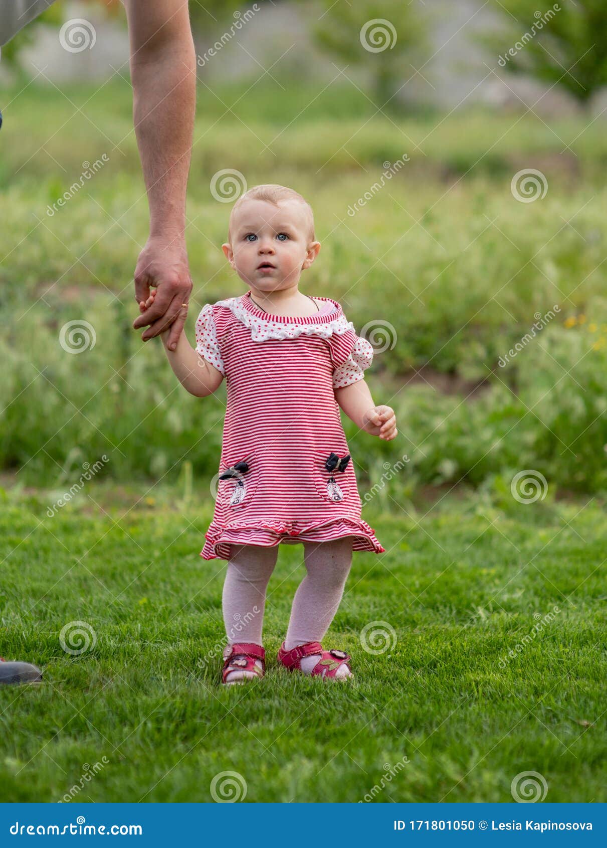 one year old baby walking
