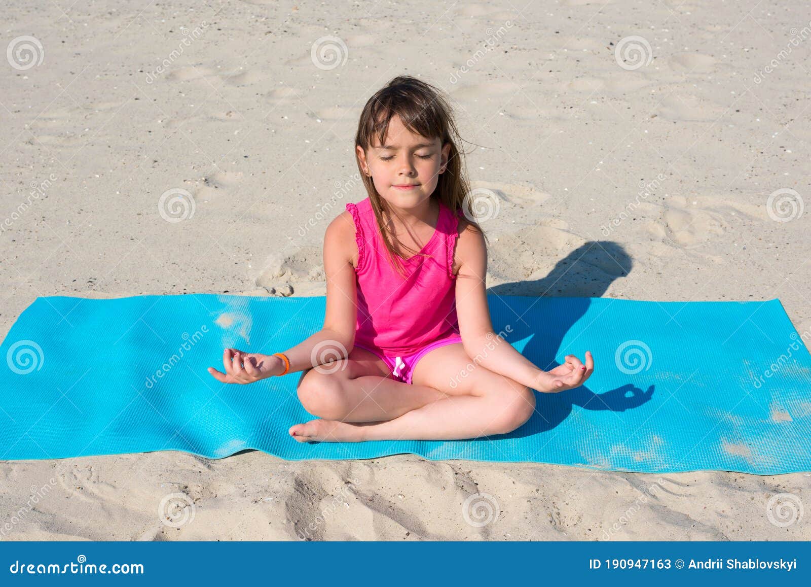 530 Little Girl Beach Yoga Photos Free Royalty Free Stock Photos From Dreamstime