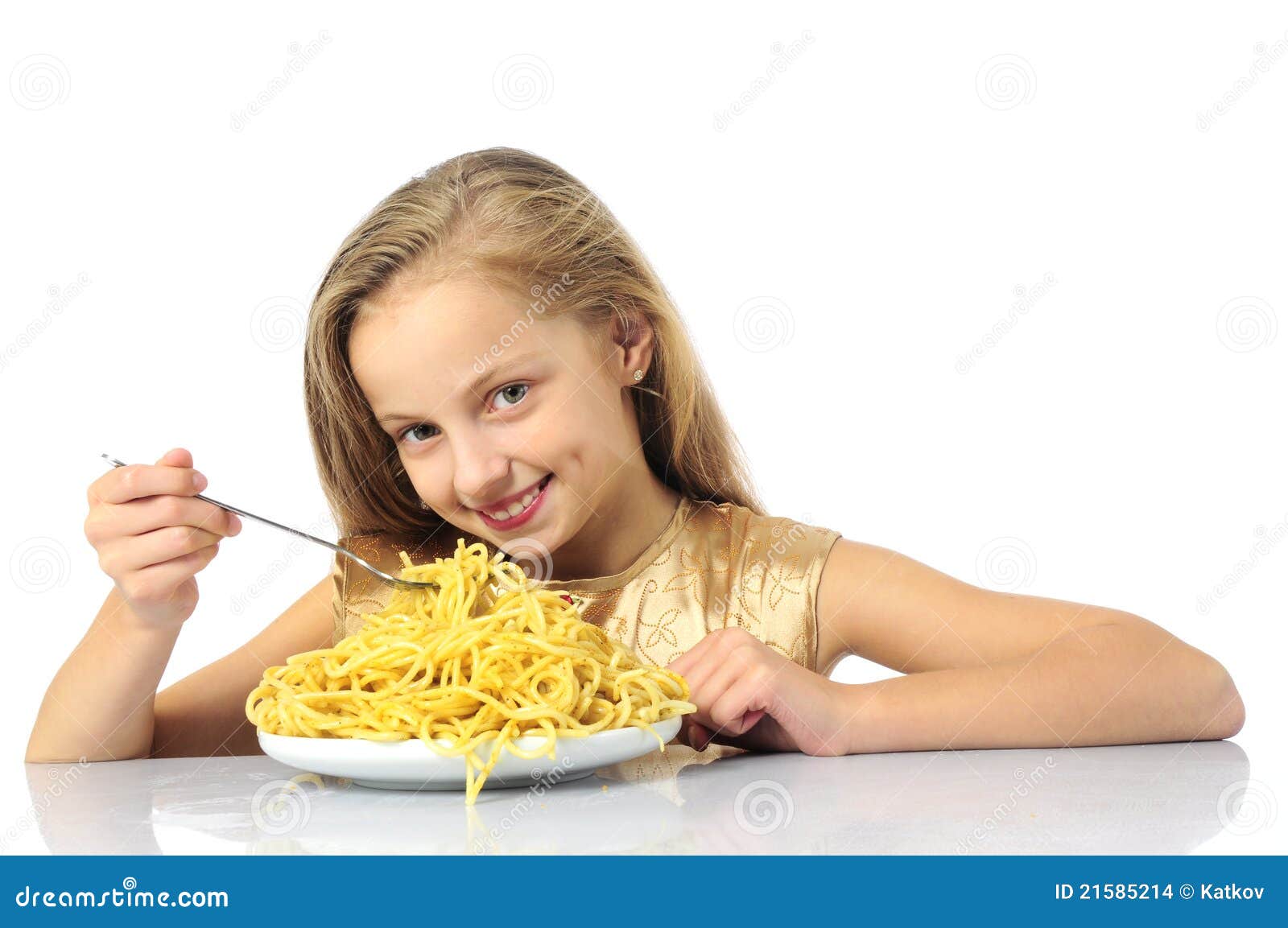 Little Girl Eating Spaghetti Stock Images Image 21585214
