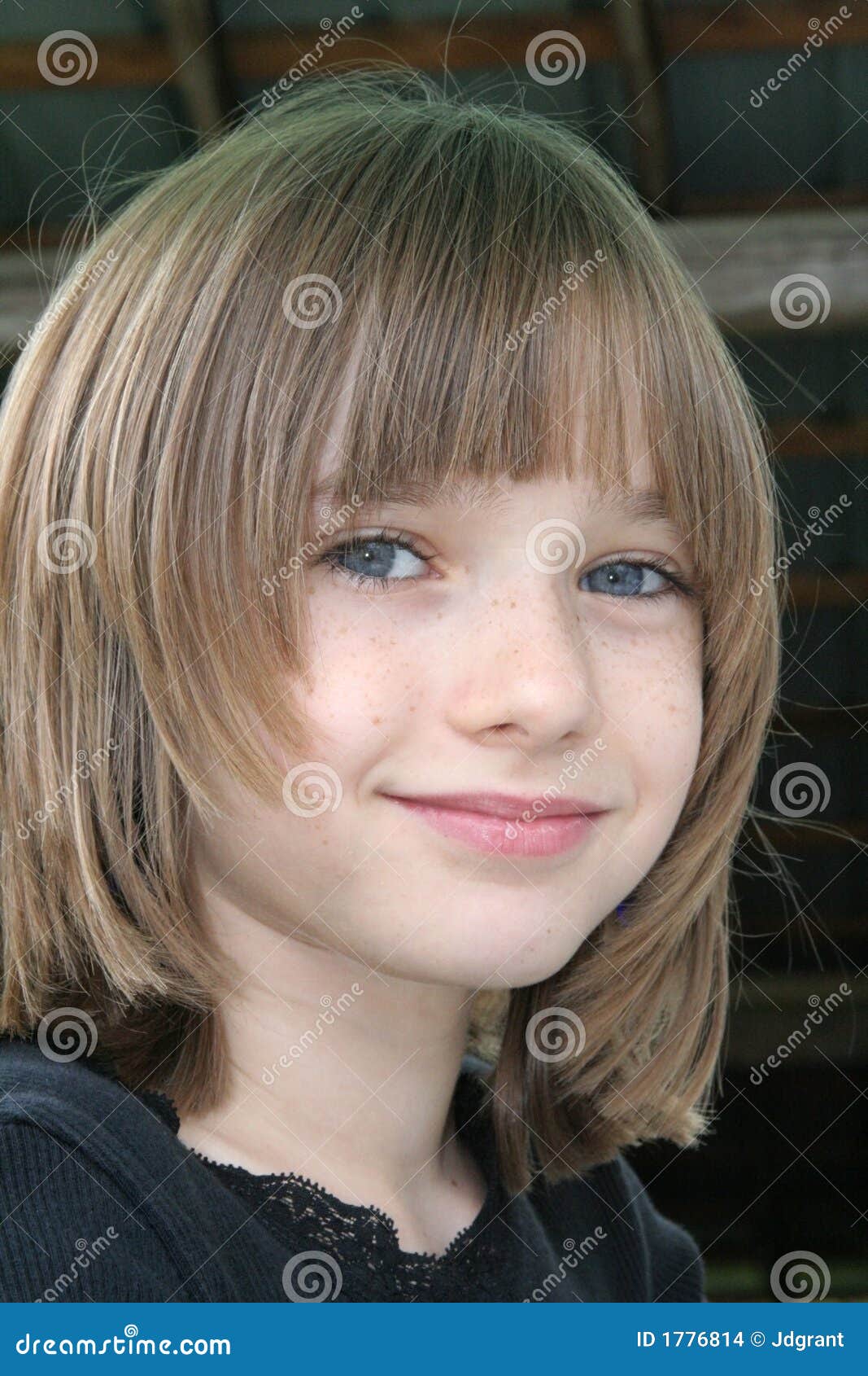 little girl with freckles