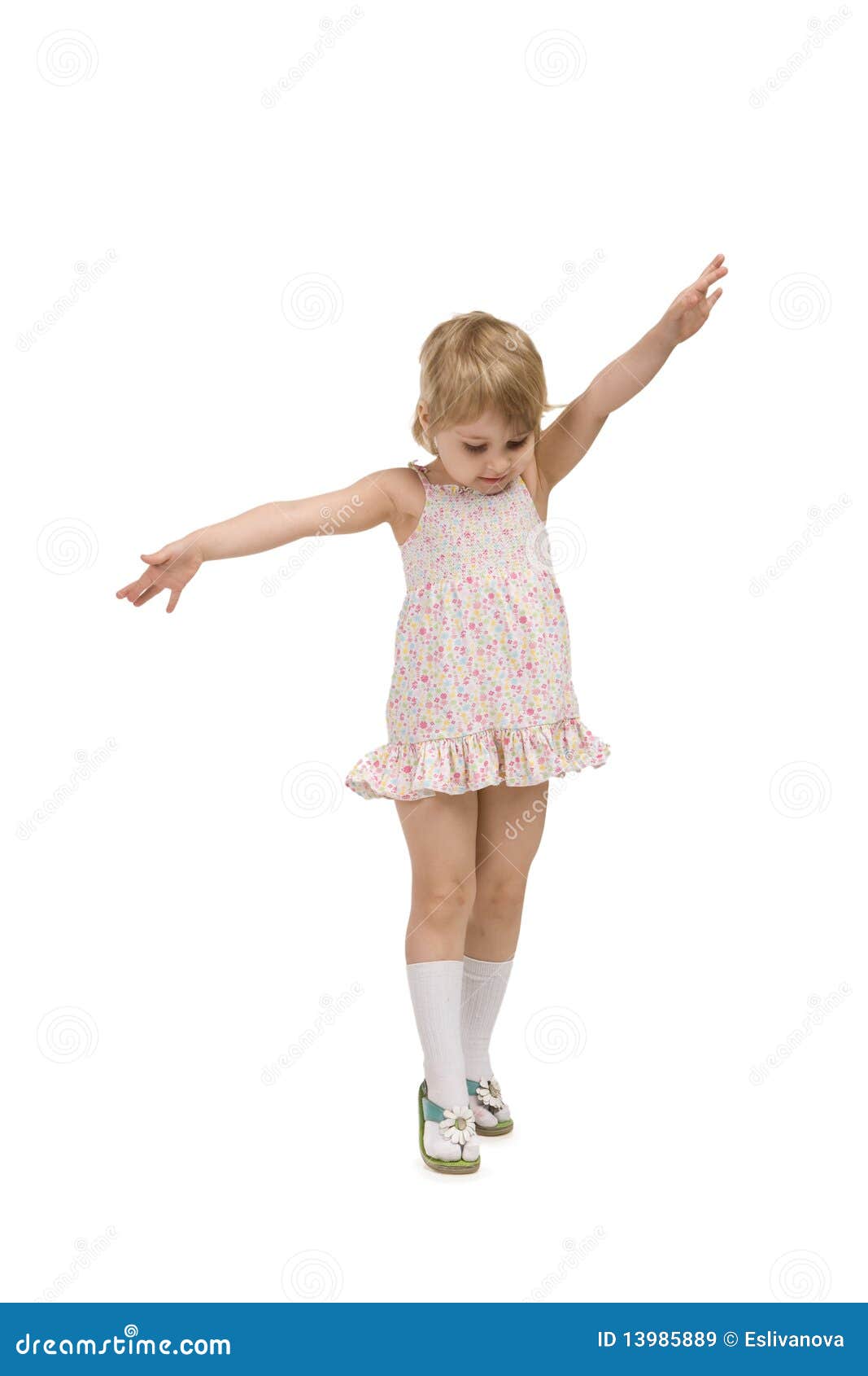Little girl goes on tiptoe stock image. Image of life 13985889