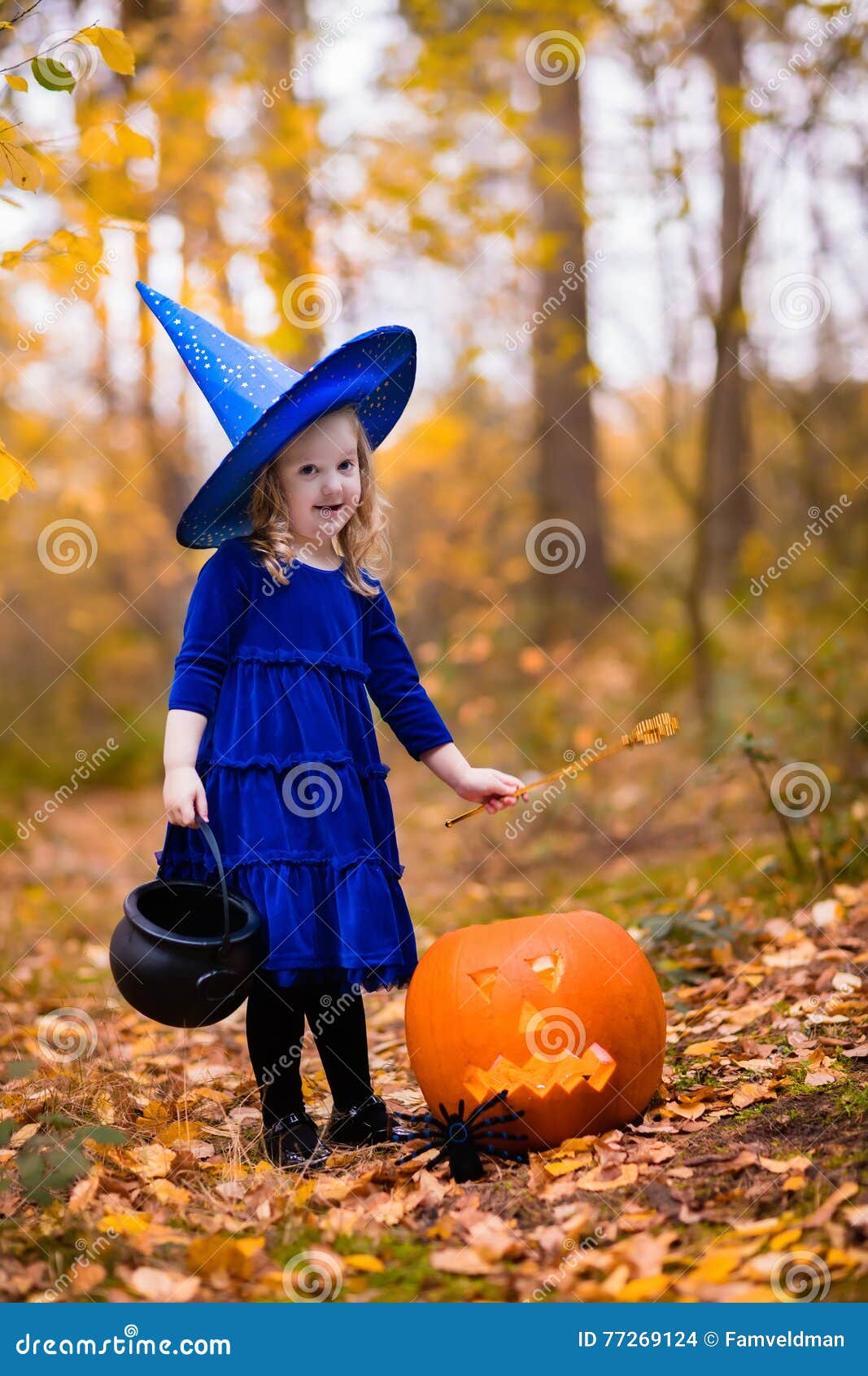 Little Girl on Halloween Trick or Treat Stock Photo - Image of ...