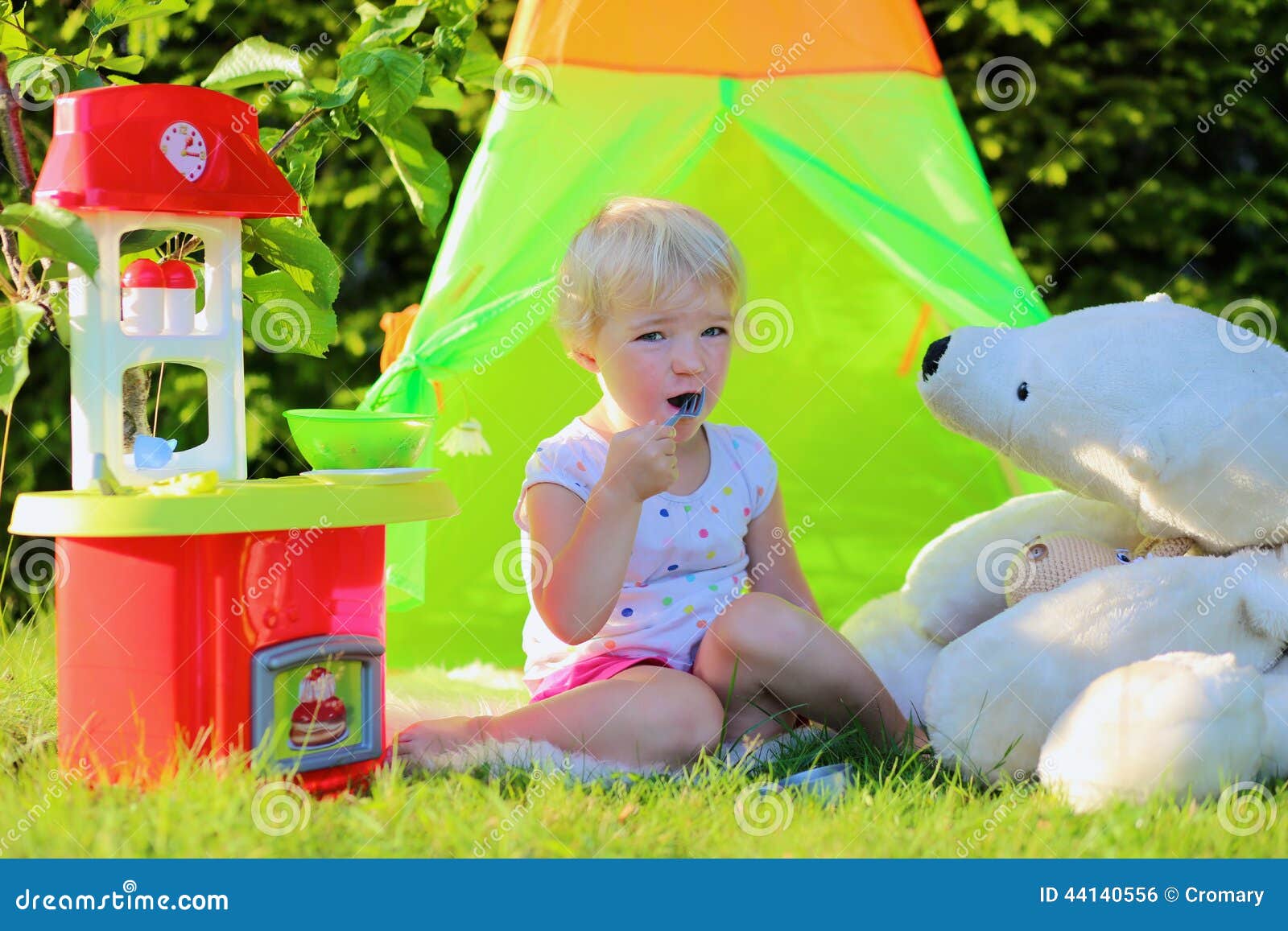 naked little girls playing big fat jamaica pussy images