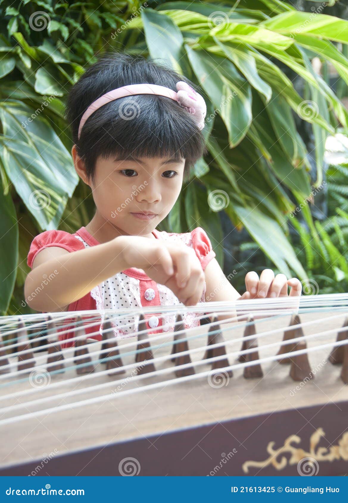 Little girl playing zither stock image. Image of line - 21613425