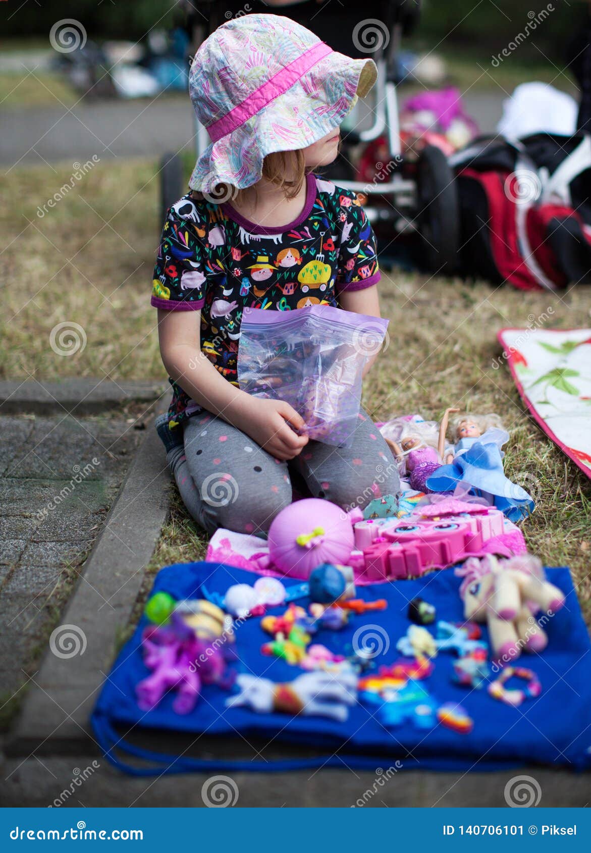 Little Girl Selling Her Old Toys Stock Ima