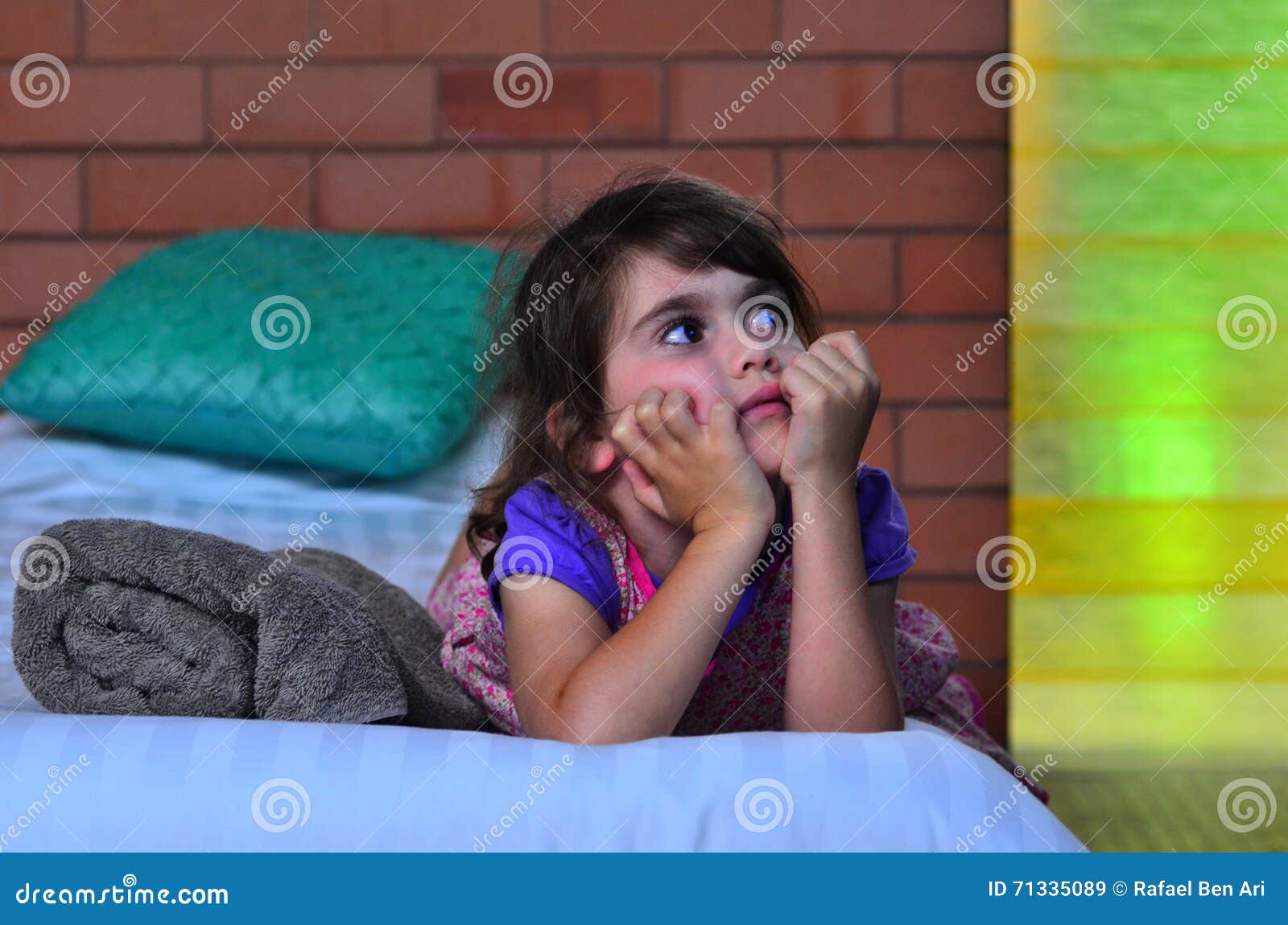 japanese girl home alone