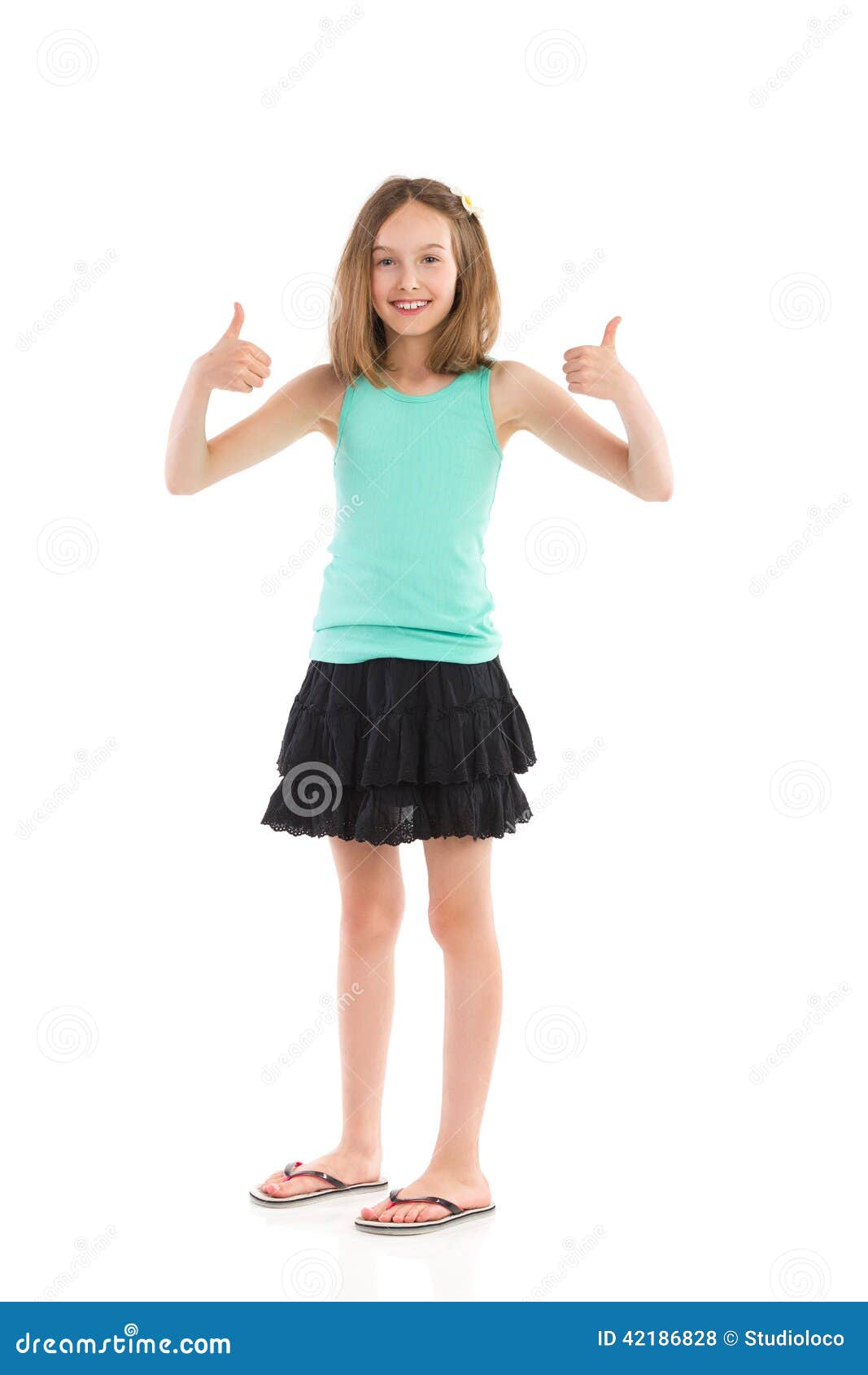 Girls mini skirts showing upskirt free