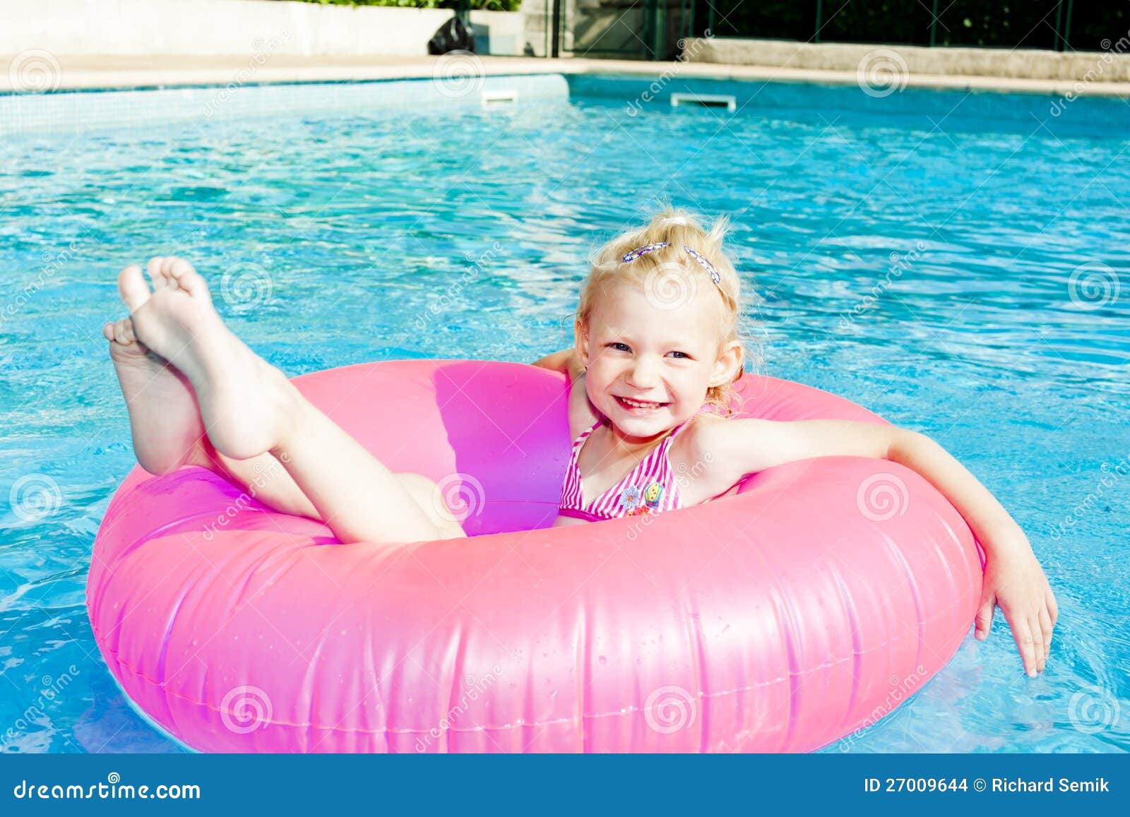 Little Girl In Swimming Pool Stock Photos - Image: 27009633