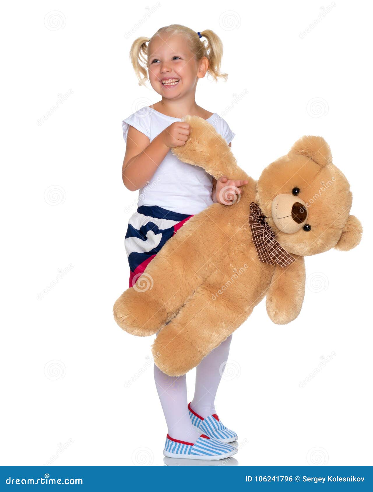 Little Girl with Teddy Bear Stock Photo - Image of baby, people: 106241796