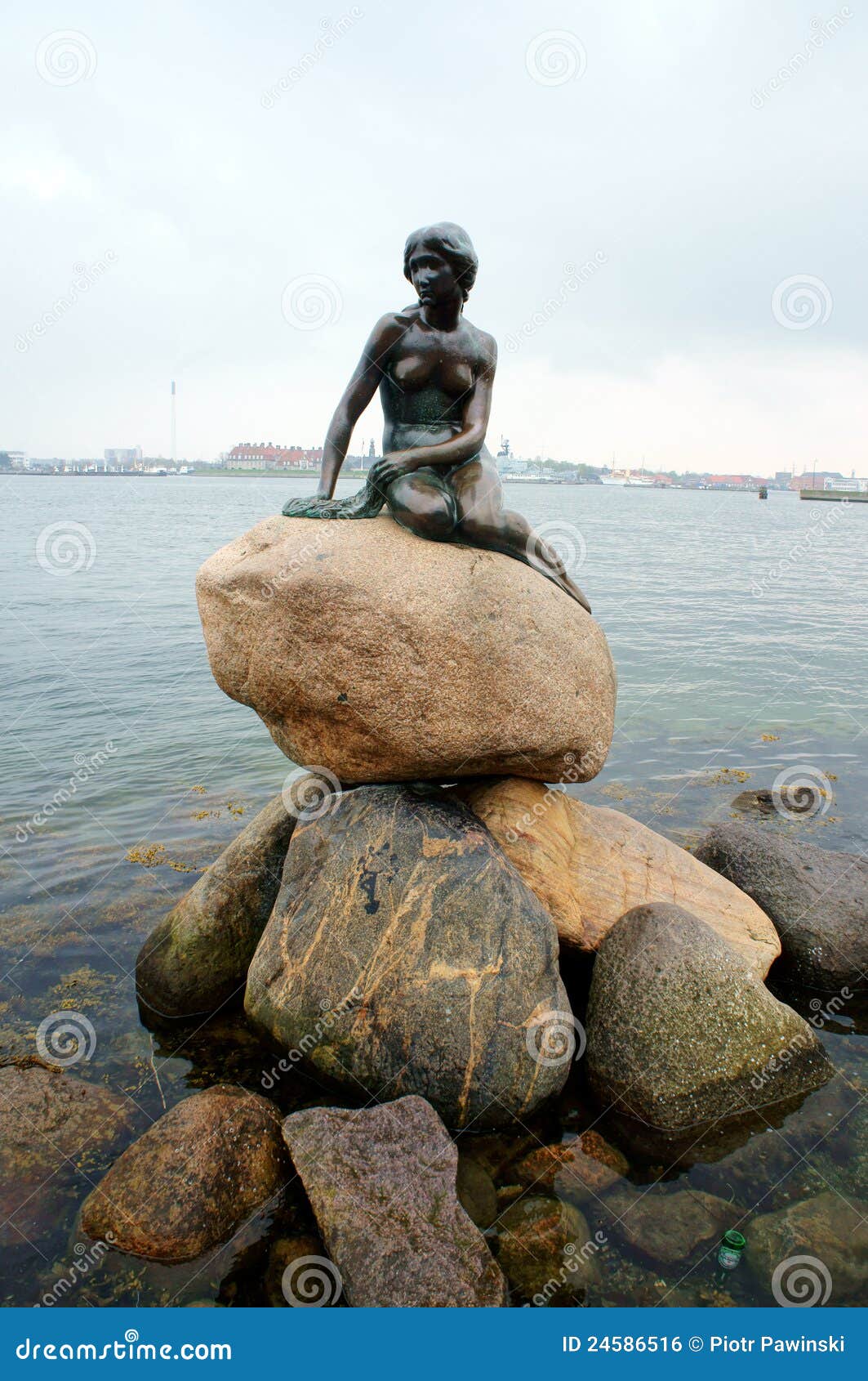 Little Mermaid in Copenhagen Editorial Photo - Image of icon, tourist ...