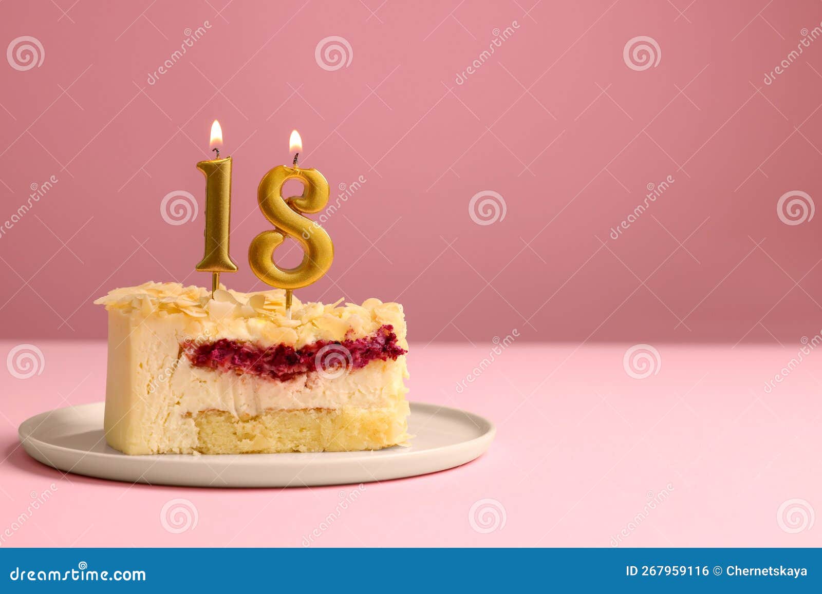 18 Cumpleaños Delicioso Pastel Con Velas En Forma De Número Para