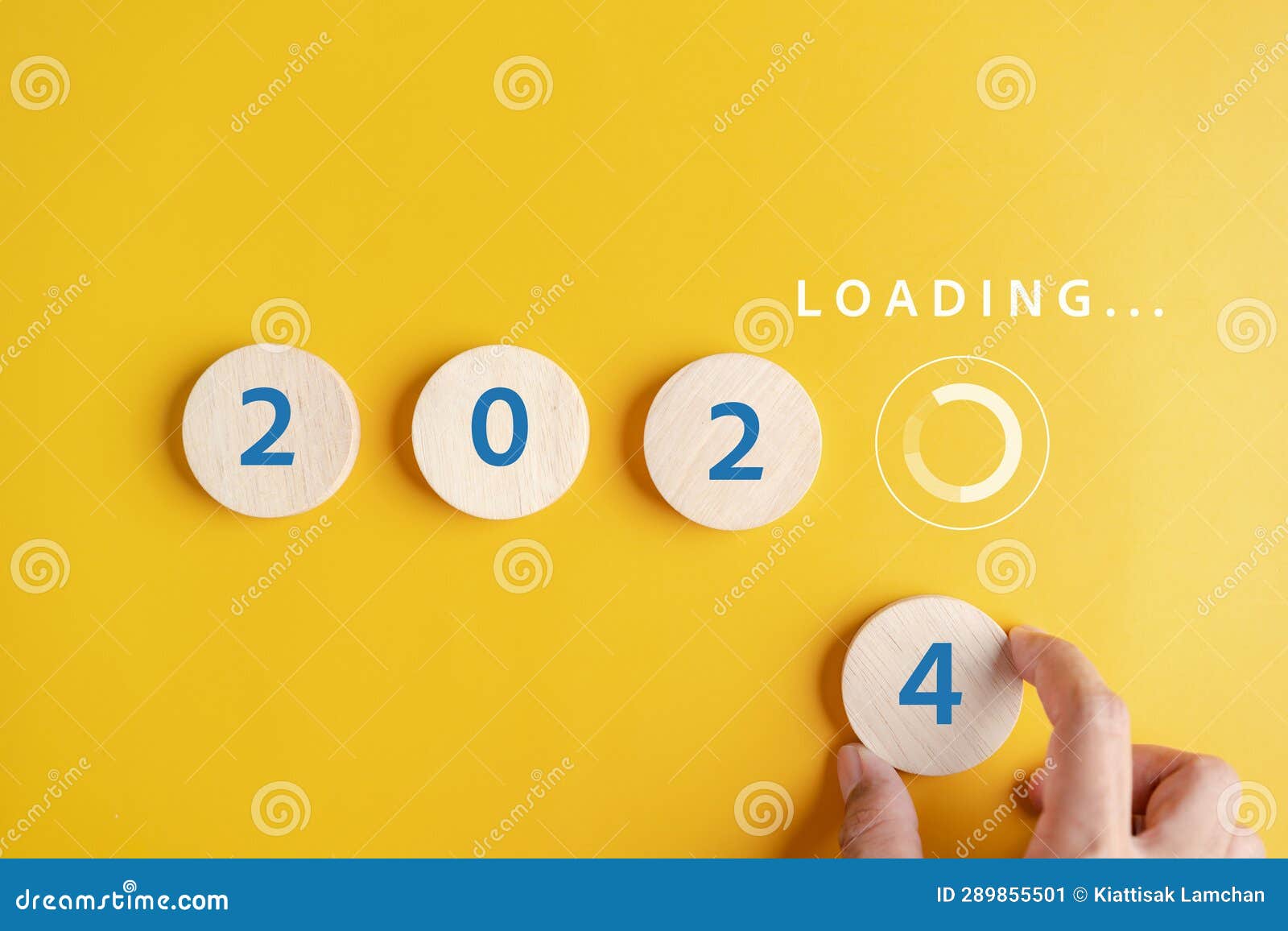 Loading Progress from 2023 To 2024 To Countdown Merry Christmas and