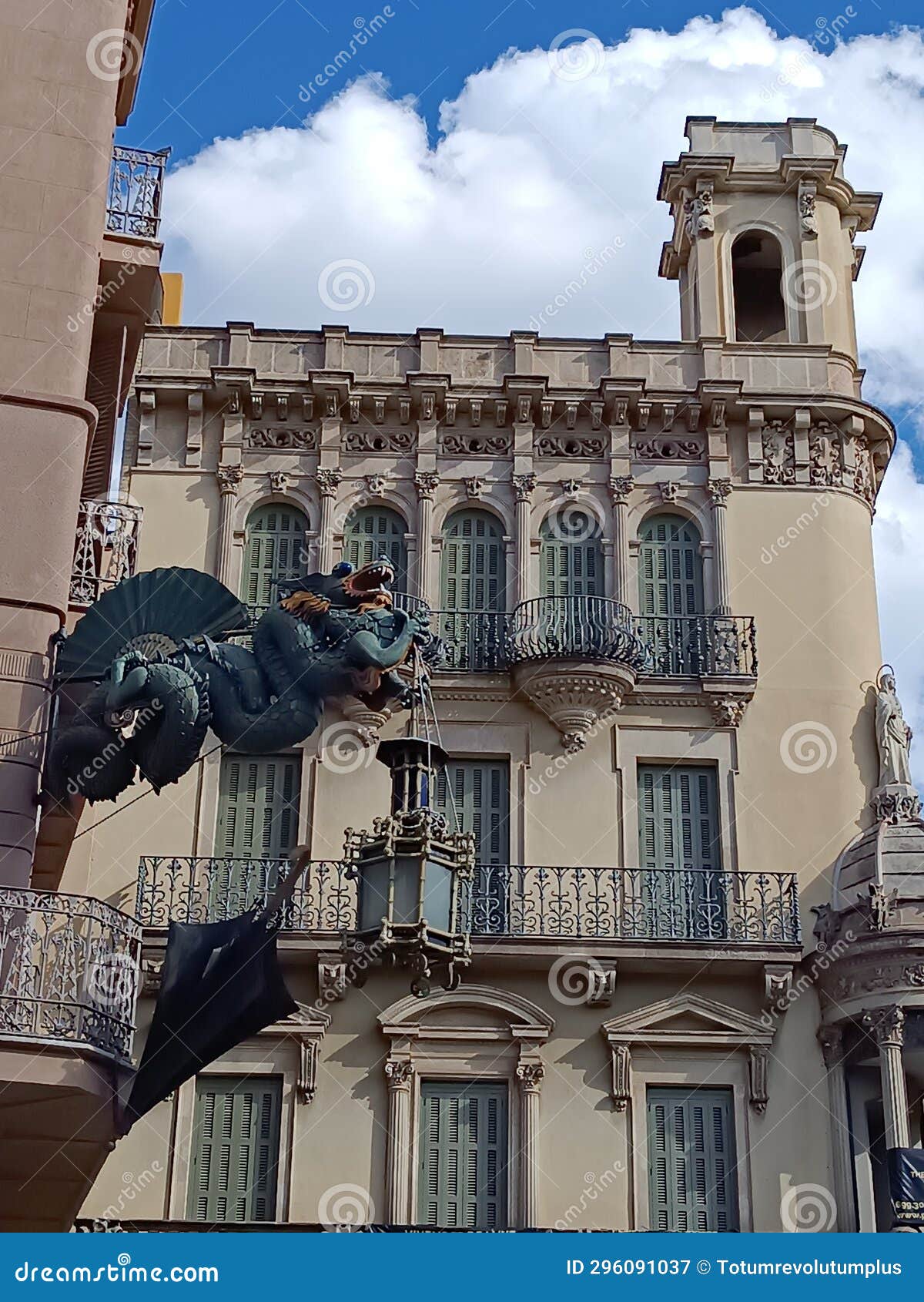 the house of the umbrellas, las ramplas, barcelona, spain.