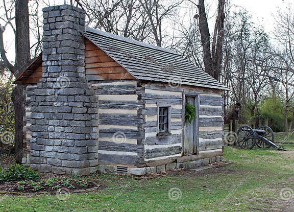 Log Cabin & Cannon stock image. Image of states, antebellum - 13641087