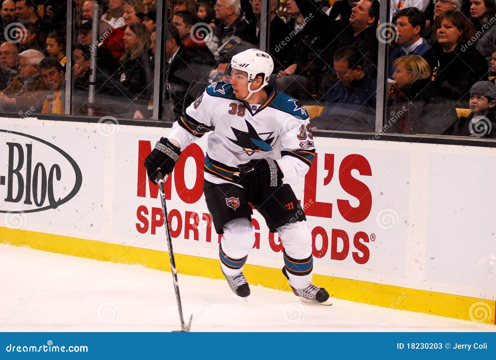 Logan couture hi-res stock photography and images - Alamy