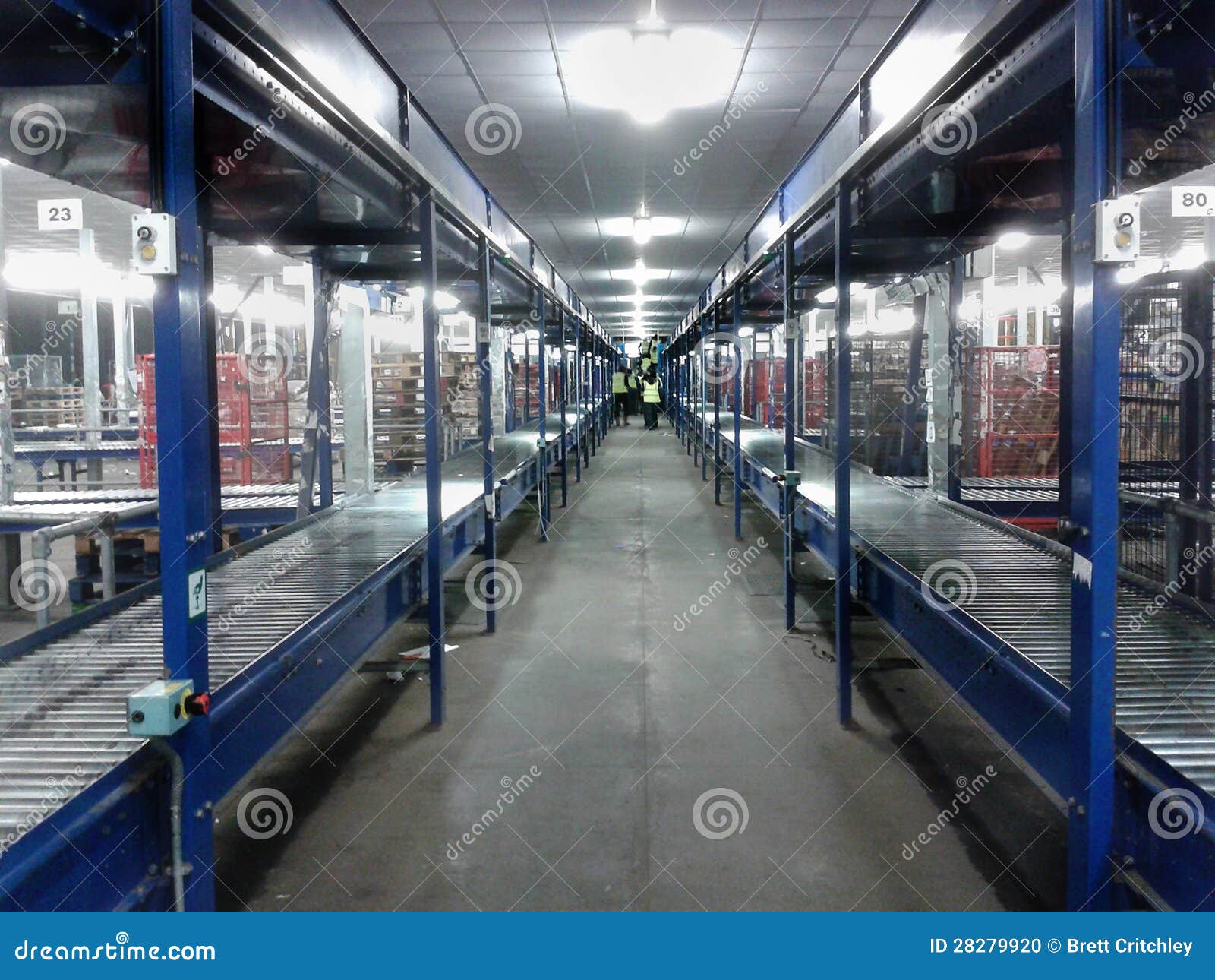 logistics warehouse conveyor belt