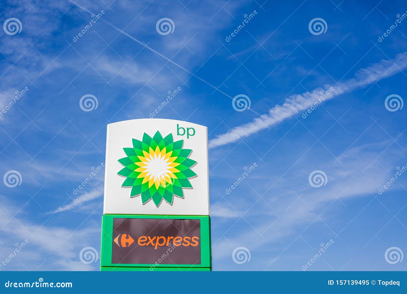 Logo BP Sur Sa Station-service Image éditorial - Image du remplissage